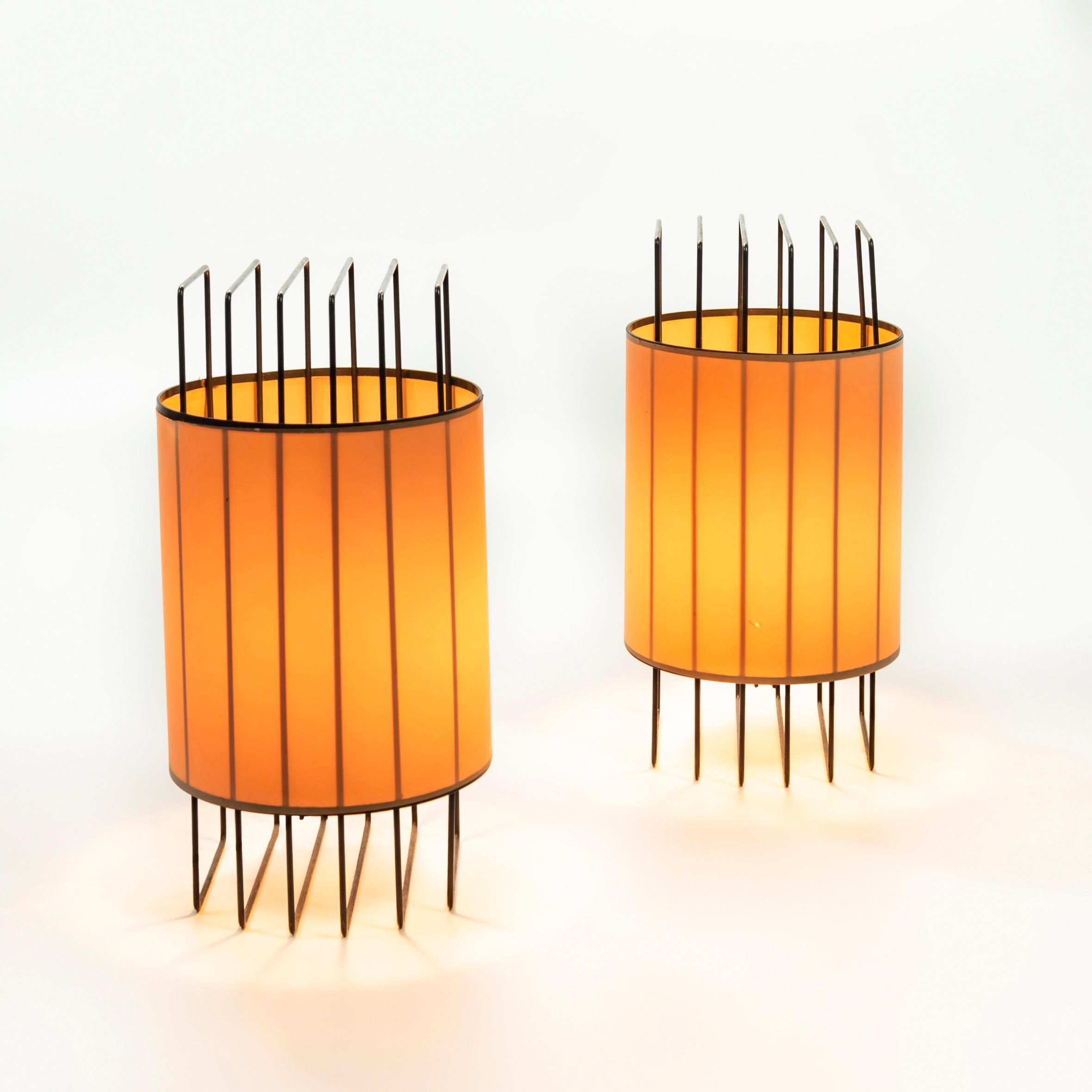 Appraisal: PAIR OF MID-CENTURY MODERN CAGE TABLE LAMPS probably United States