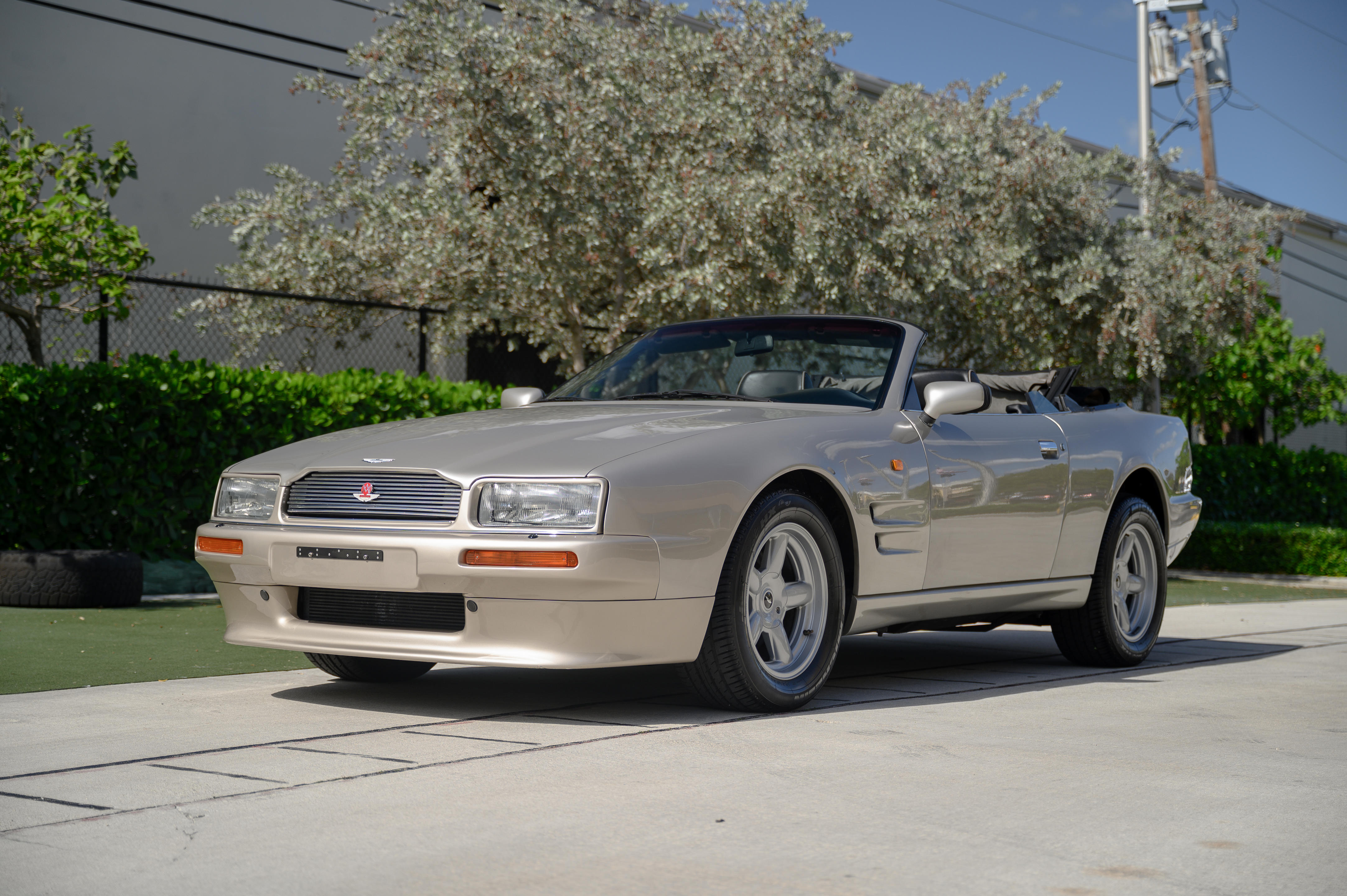 Appraisal: ASTON MARTIN VIRAGE VOLANTE VIN SCFDAM CJPBL ENGINE NO A