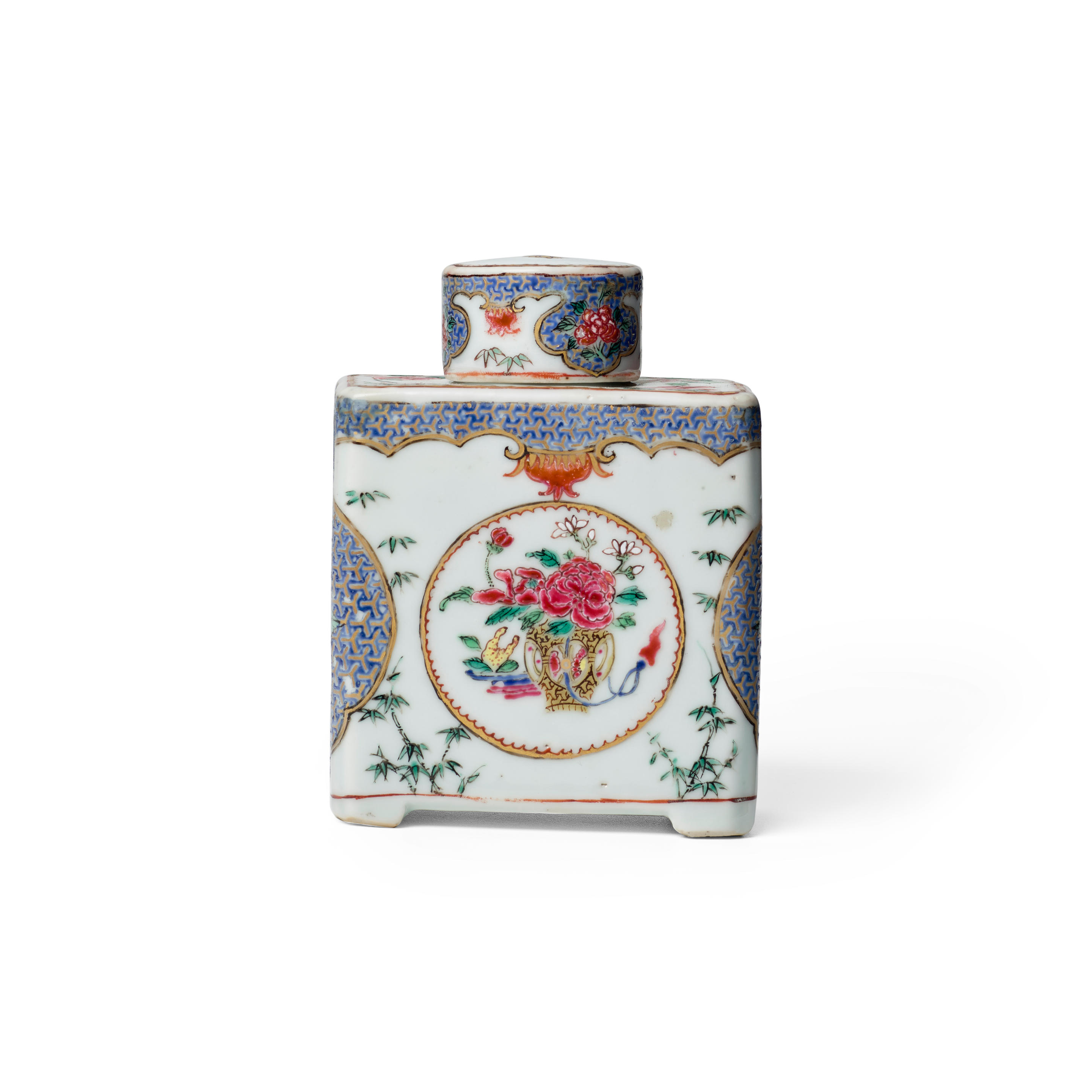 Appraisal: A FAMILLE ROSE RECTANGULAR TEA CADDY AND COVER Late Yongzheng-early