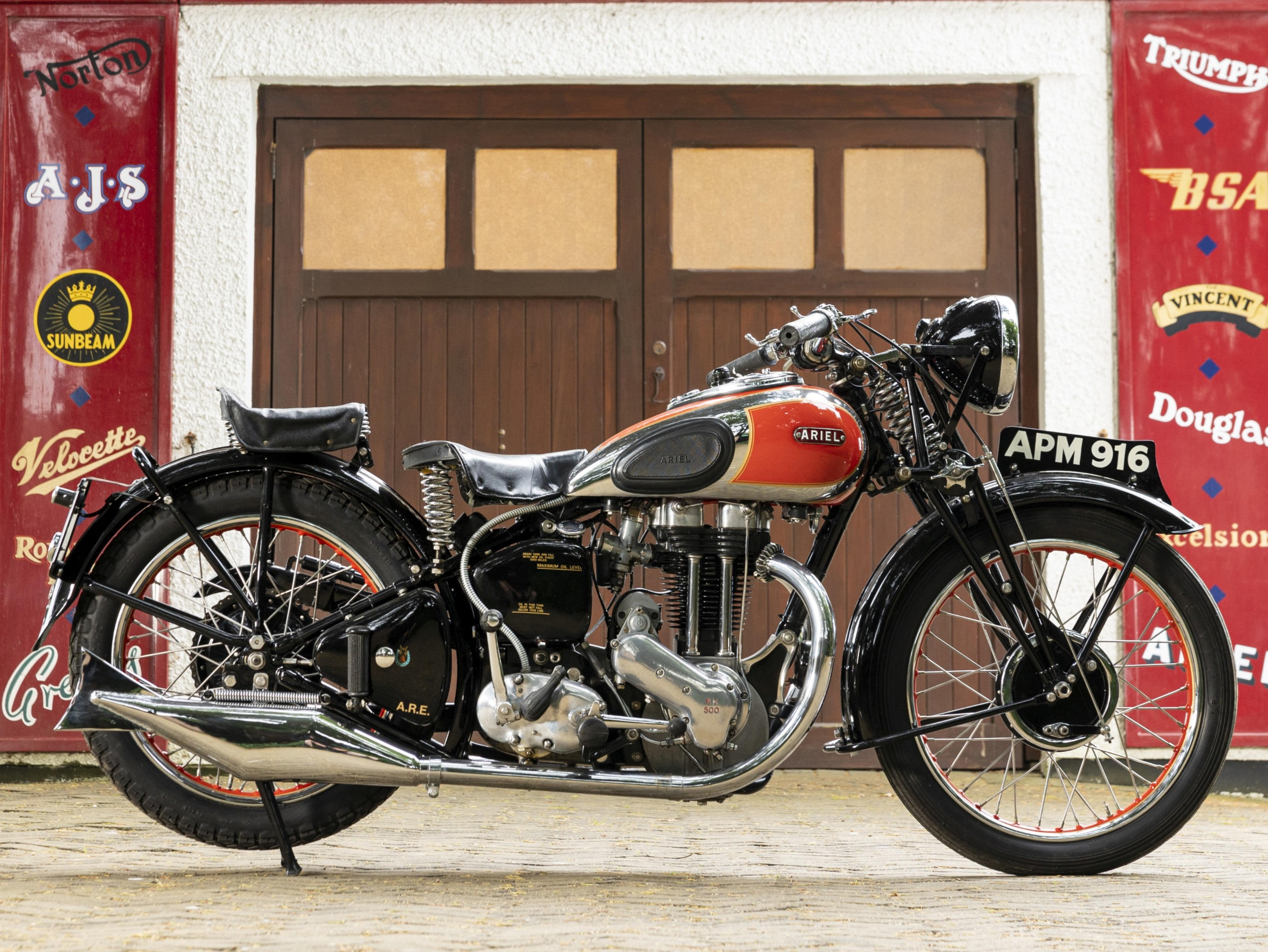 Appraisal: THE ANTHONY R EAST CLASSIC MOTORCYCLE COLLECTION C ARIEL CC