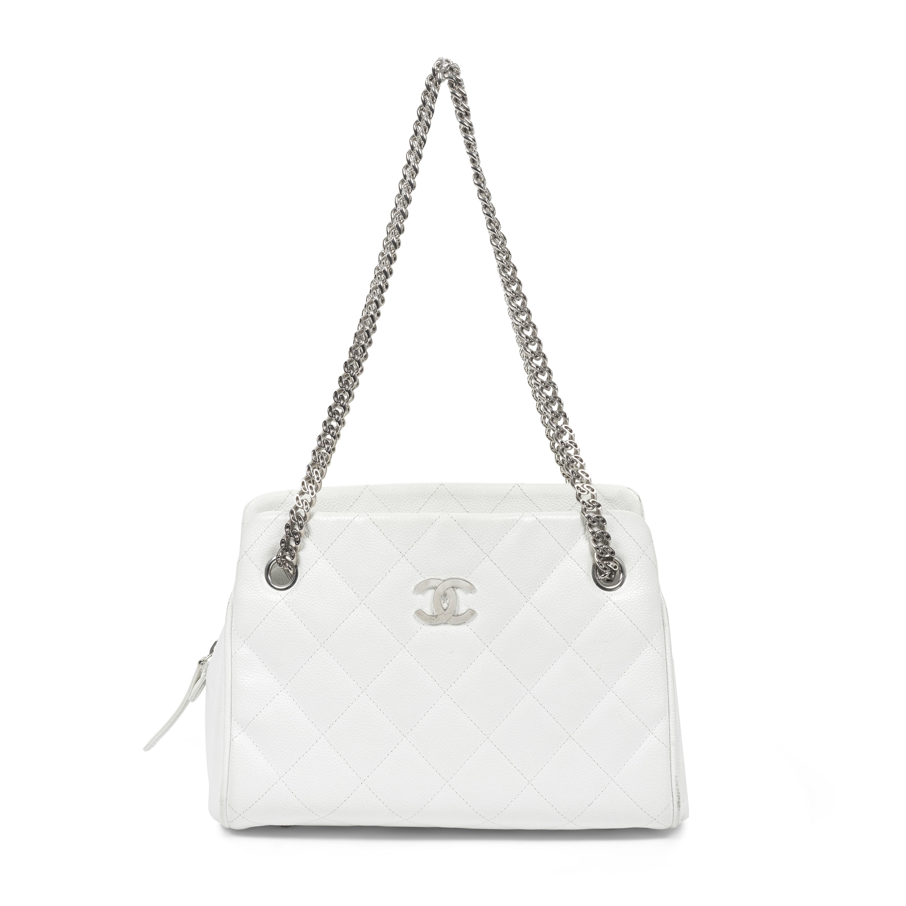 Appraisal: CHANEL A WHITE QUILTED CAVIAR LEATHER SHOULDER BAG - Quilted