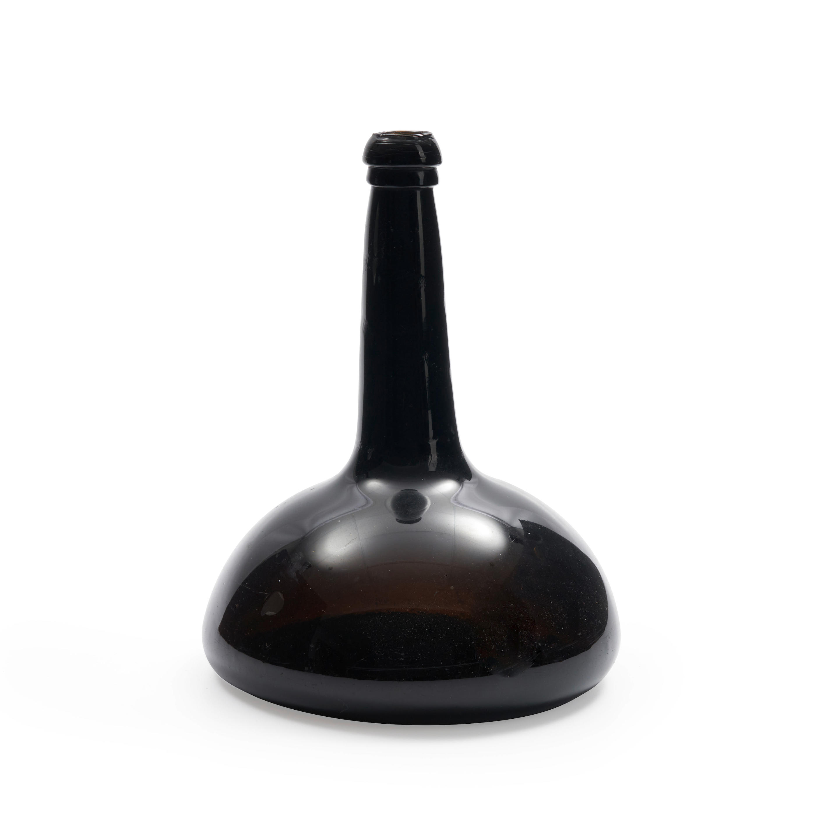 Appraisal: A SCOTTISH SHIP DECANTER BOTTLE circa of dark amber tint