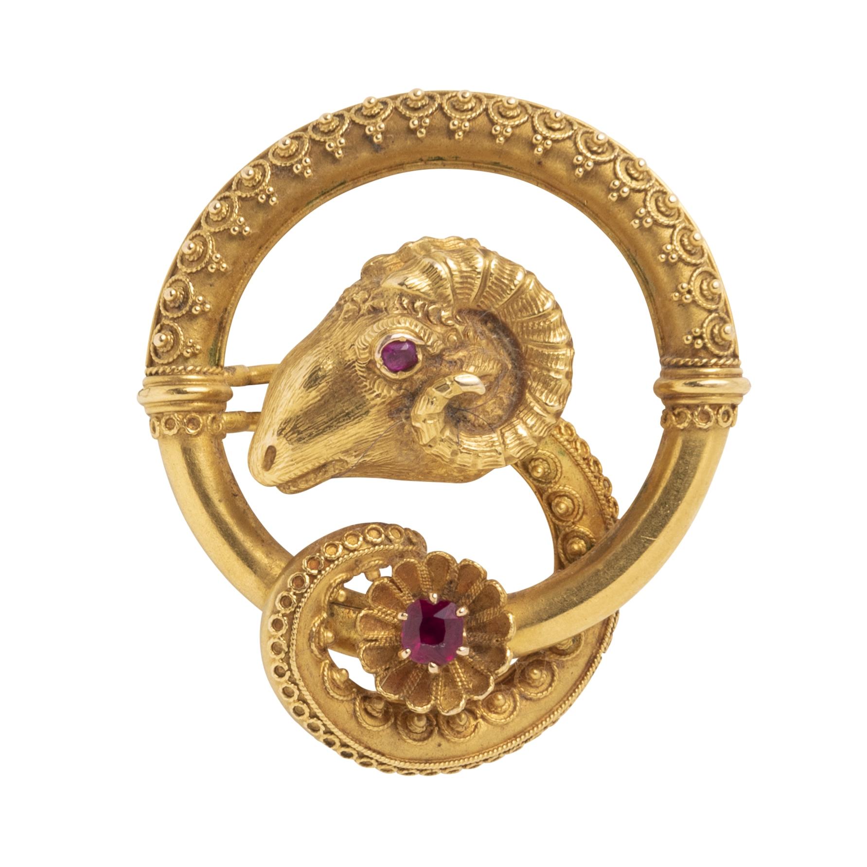 Appraisal: AN ETRUSCAN REVIVAL GOLD BROOCH TH CENTURY Designed as a