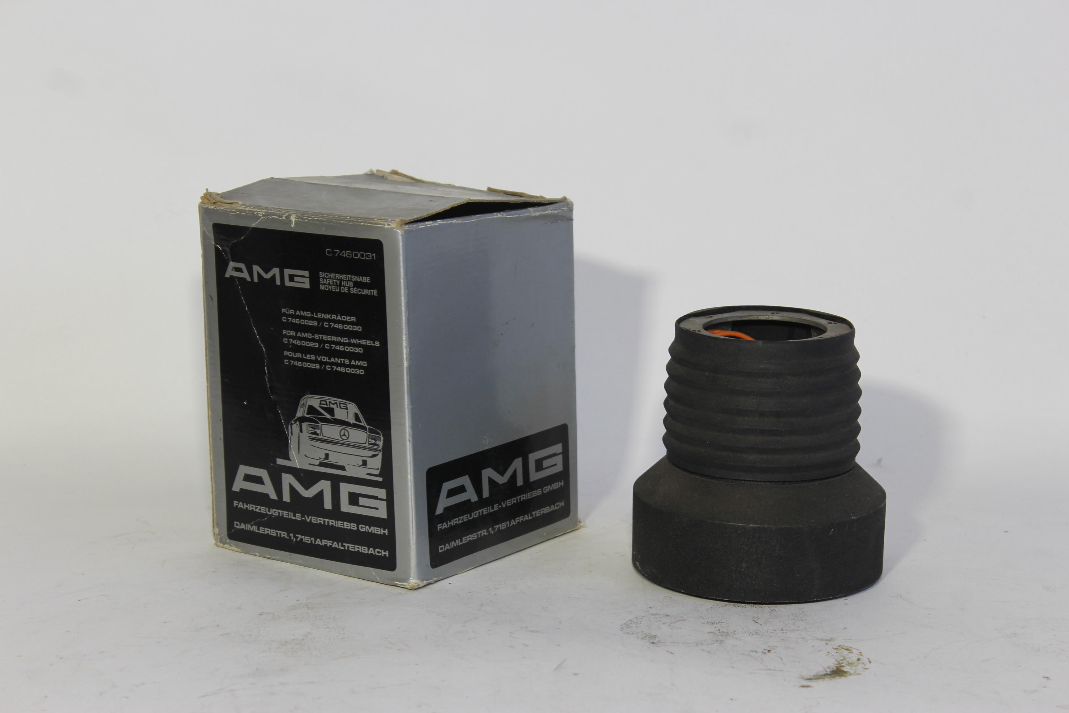 Appraisal: A MOMO FOR AMG MM STEERING WHEEL HUB BLACK VINYL