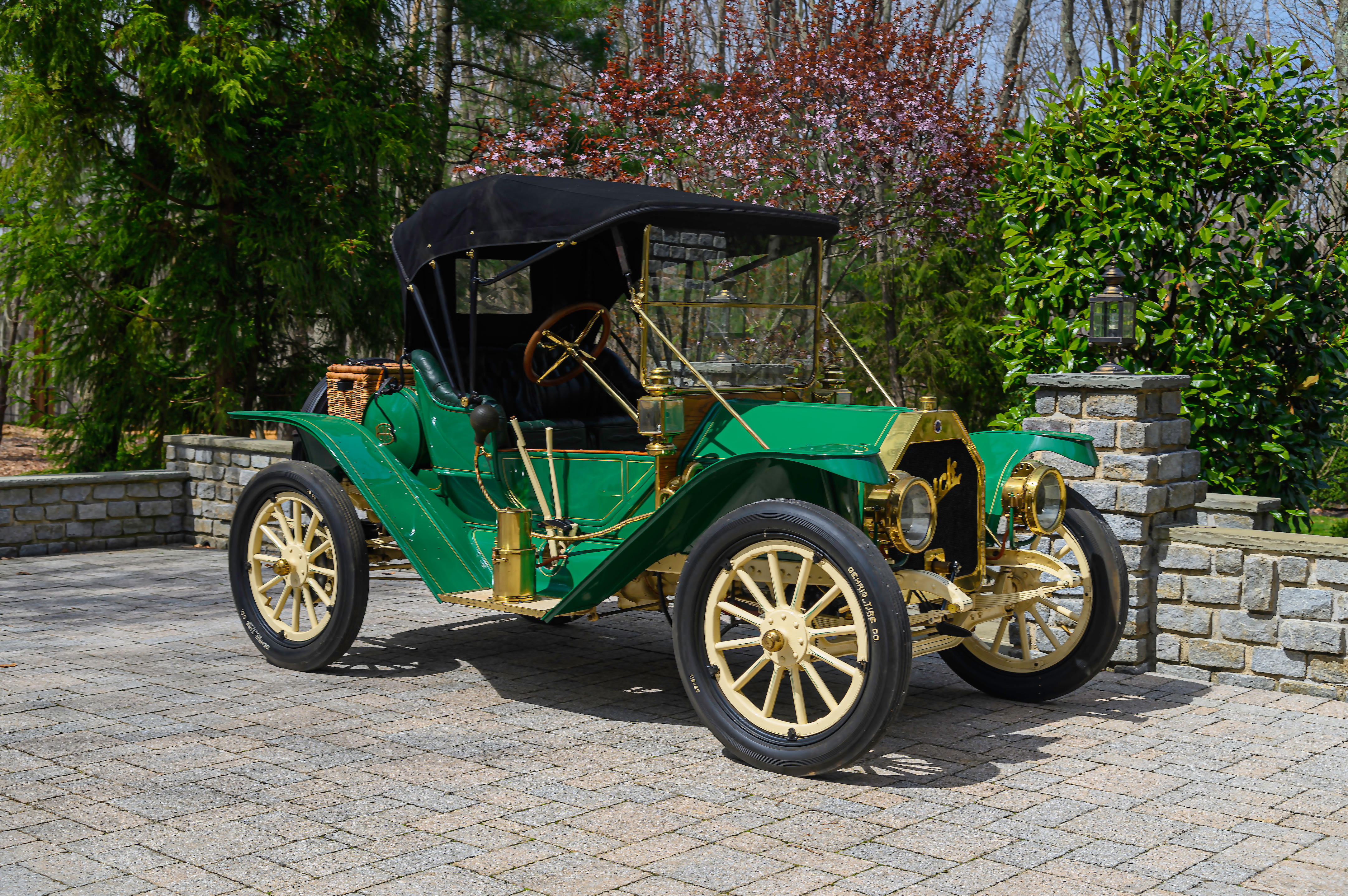 Appraisal: BUICK MODEL ROADSTER CHASSIS NO ENGINE NO ci OHV Inline