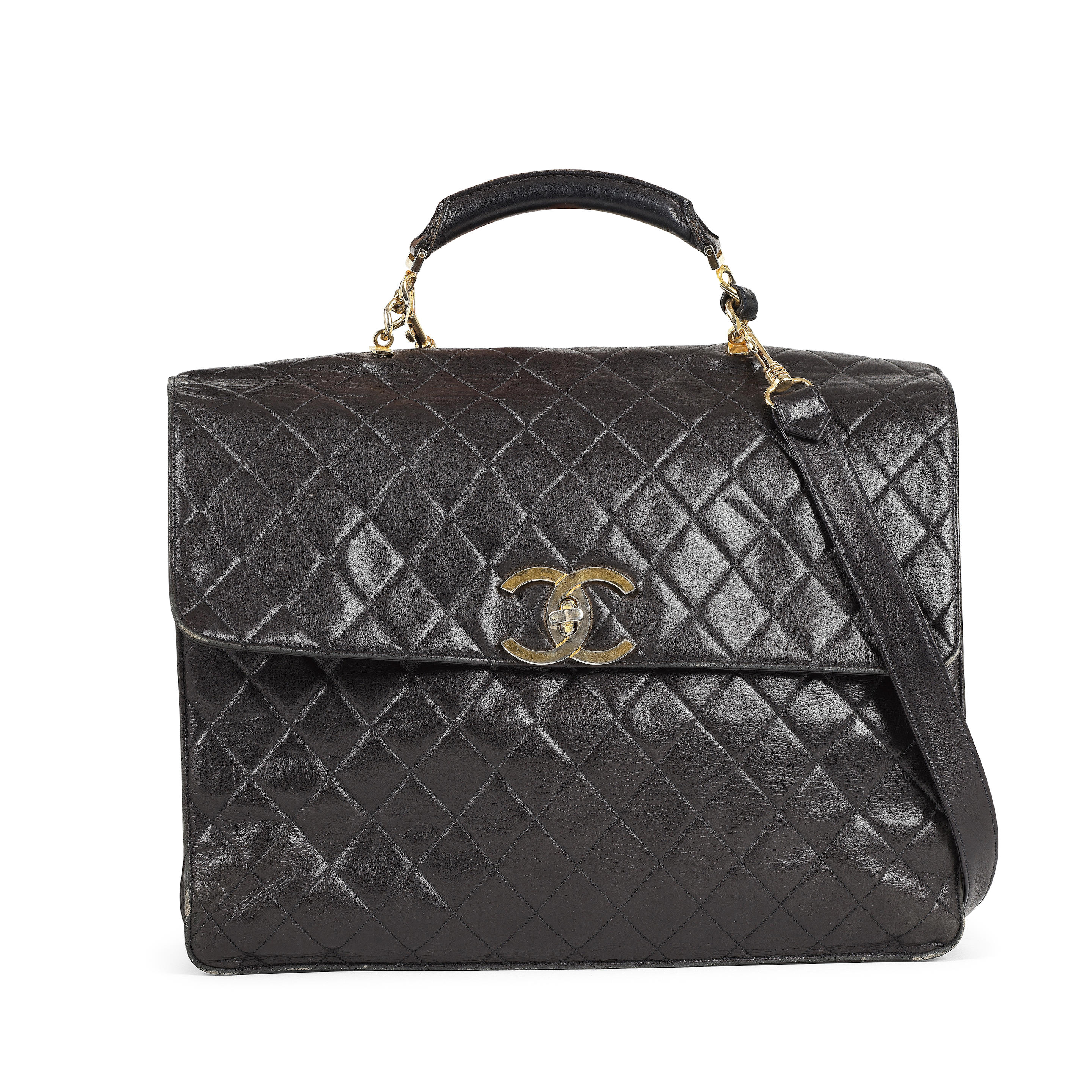 Appraisal: CHANEL CIRCA SAC PORTE-DOCUMENTS EN CUIR AGNEAU MATELASS NOIR Fermoir