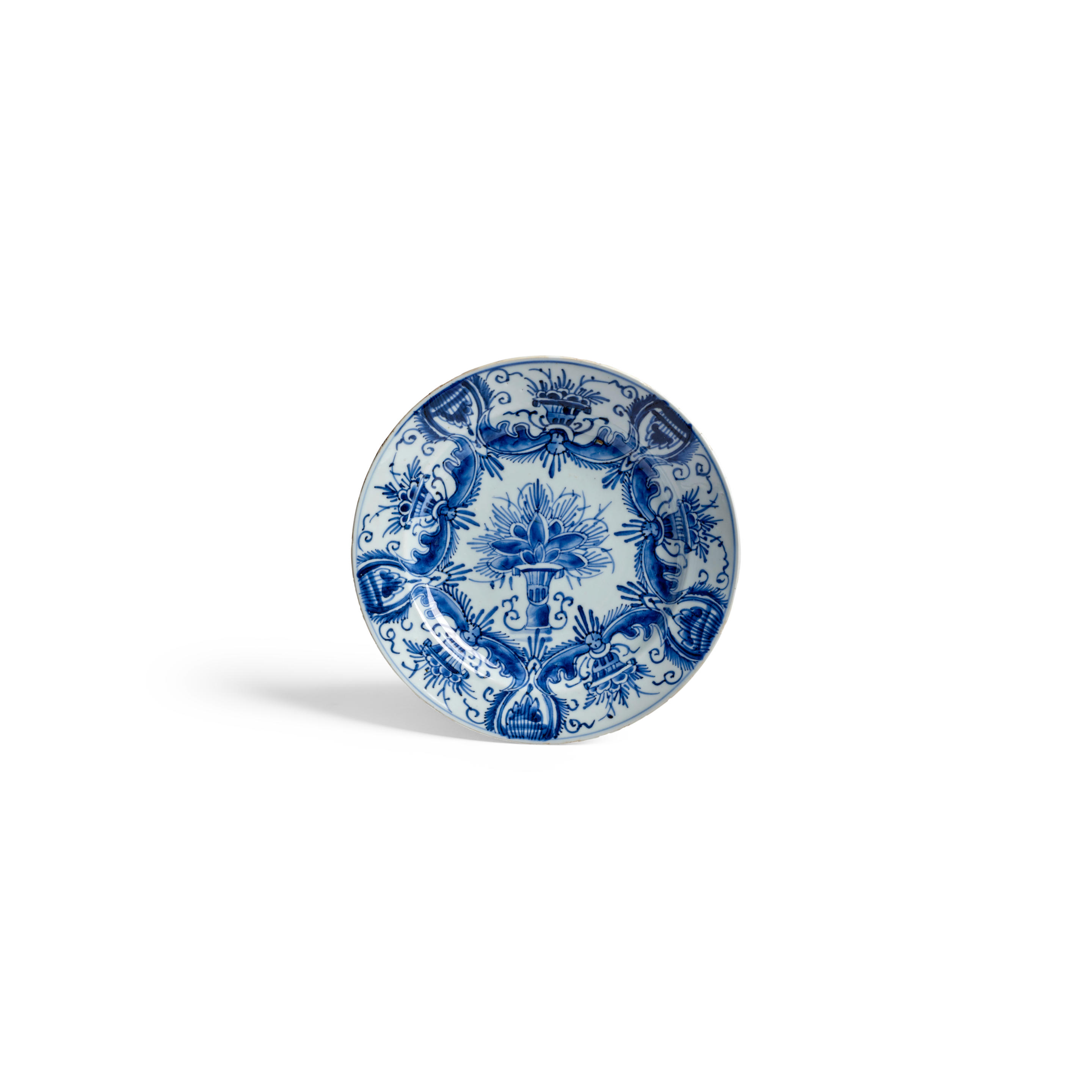 Appraisal: A RARE BLUE AND WHITE 'DELFTWARE-STYLE' PLATE Kangxi period circa