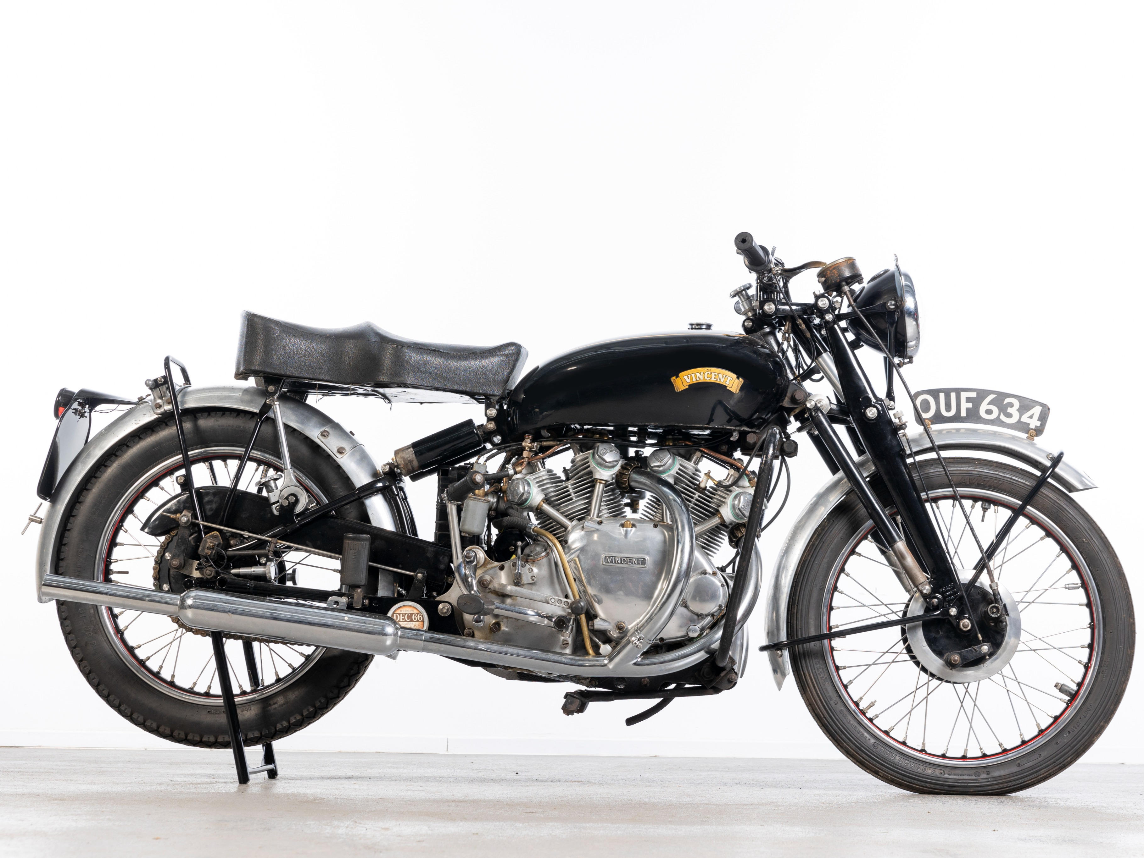 Appraisal: PROPERTY OF A DECEASED'S ESTATE VINCENT CC RAPIDE SERIES-C REGISTRATION