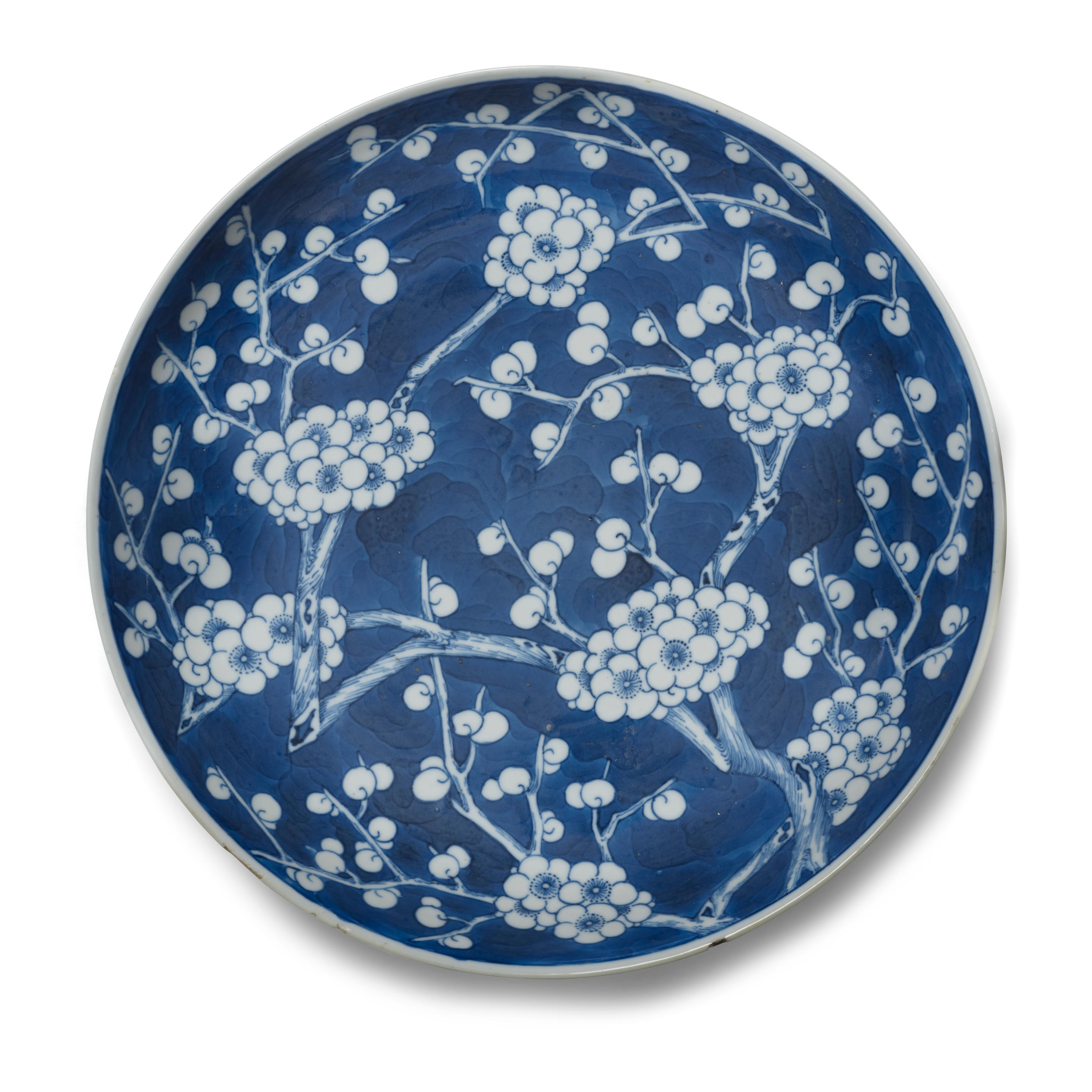 Appraisal: A BLUE AND WHITE 'PRUNUS' DISH th Century in cm