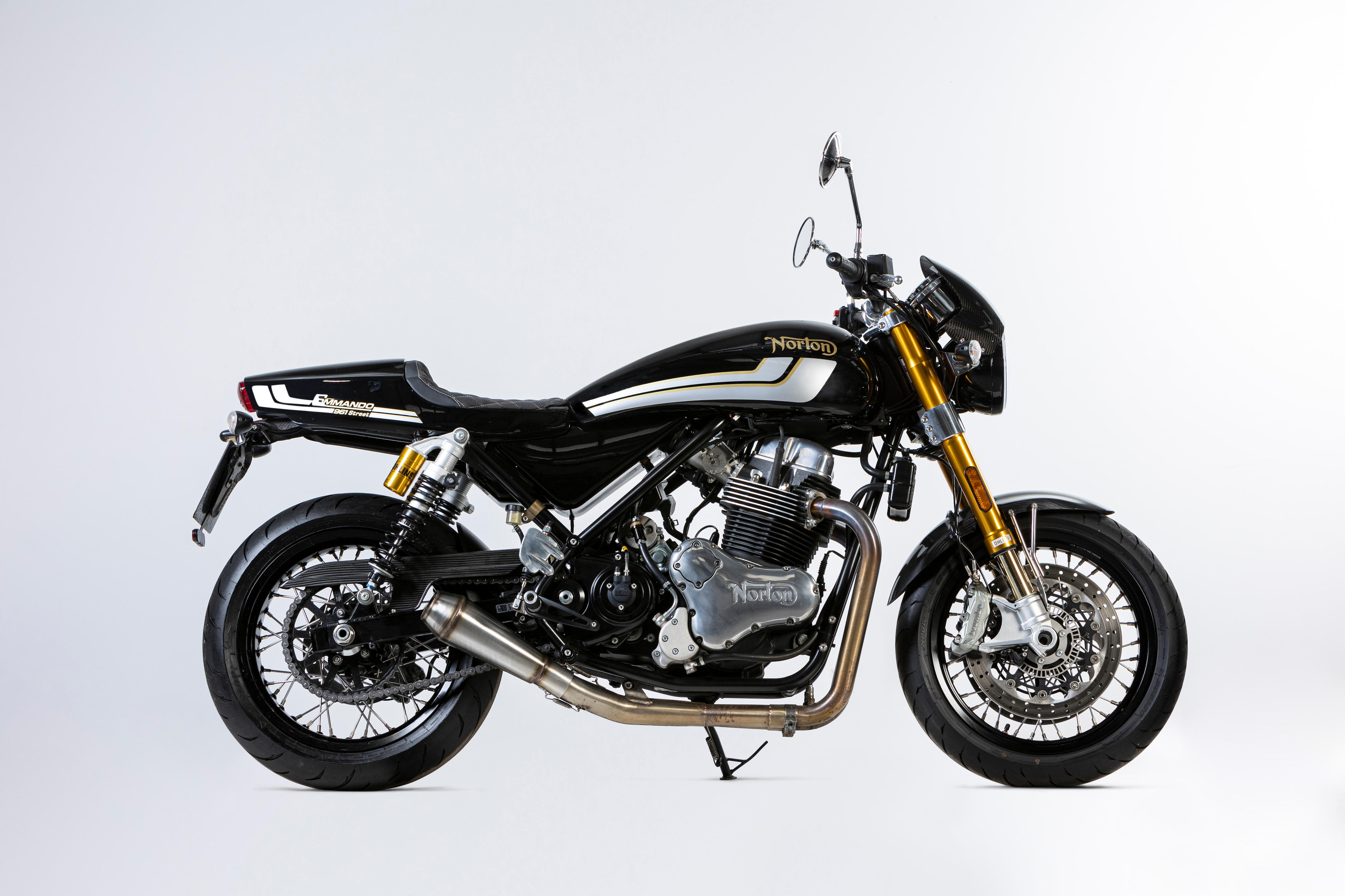 Appraisal: NORTON COMMANDO STREET 'HENRY COLE' LIMITED EDITION REGISTRATION NO FJ