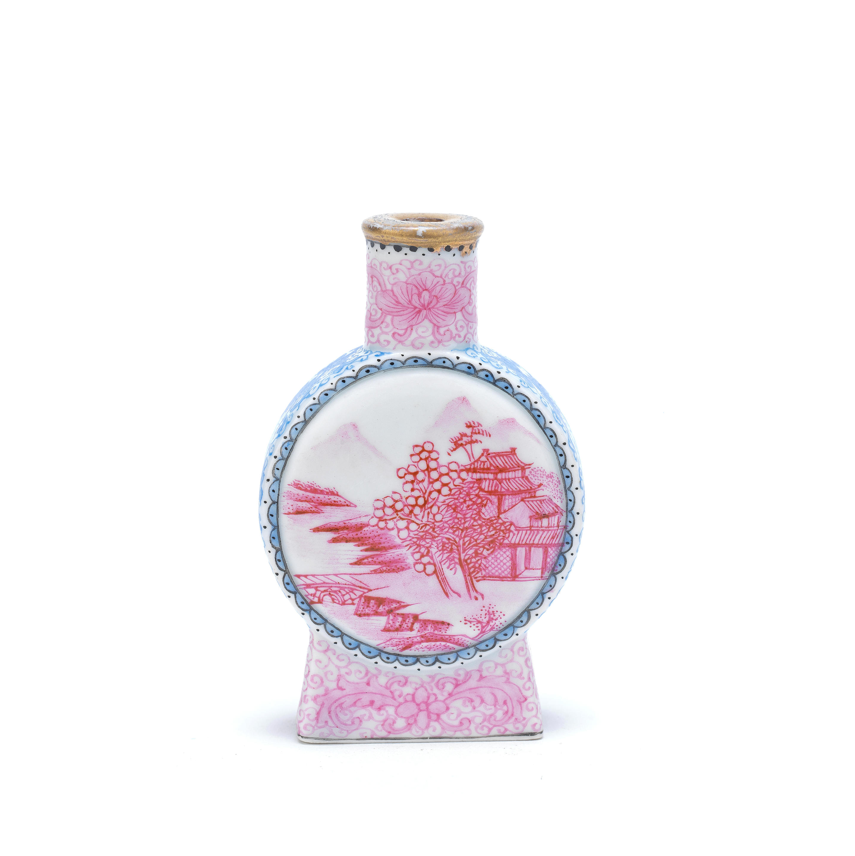 Appraisal: A FAMILLE ROSE SNUFF BOTTLE Qianlong four-character mark late Qing