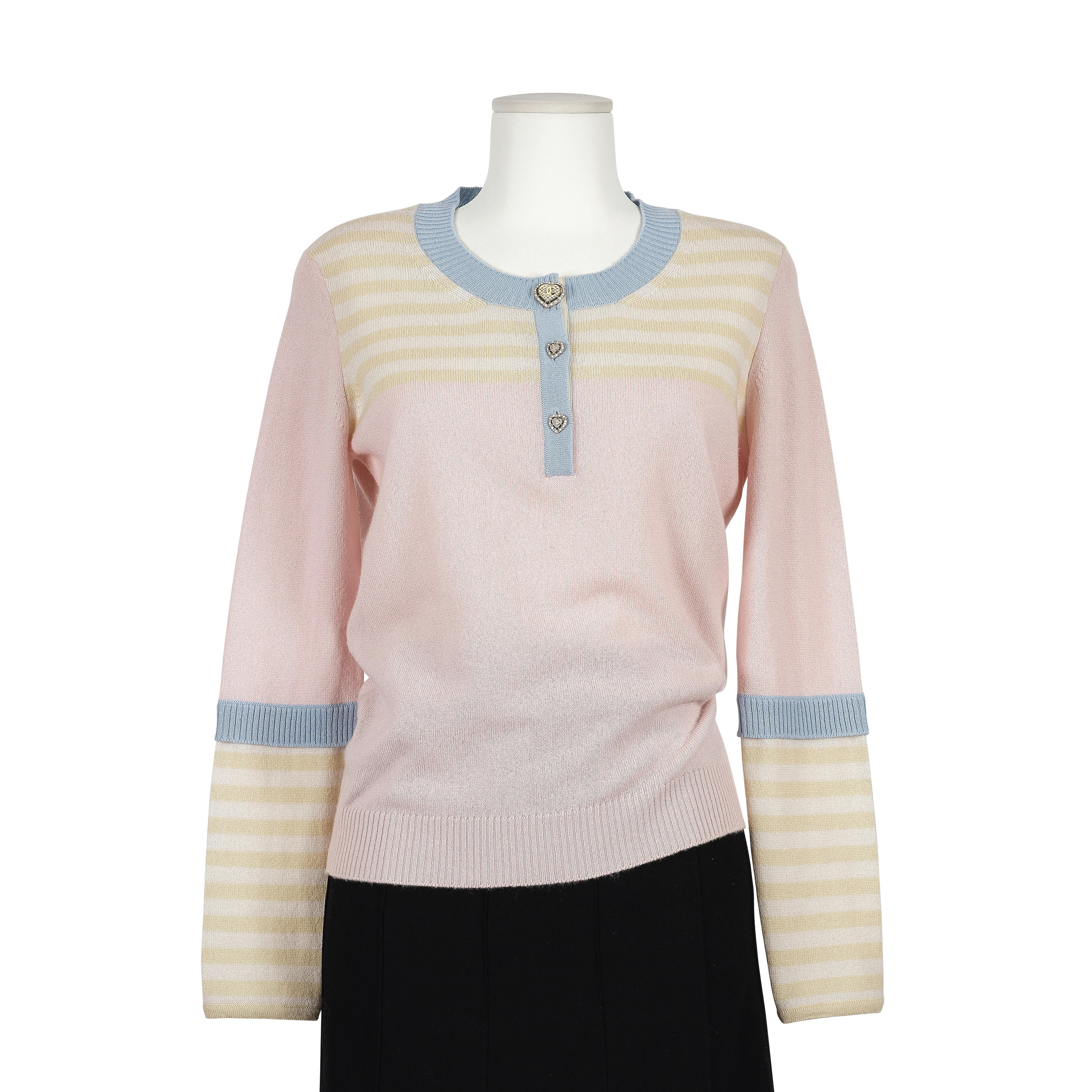 Appraisal: CHANEL COLLECTION PR T PORTER CROISI RE MIAMI PULL EN