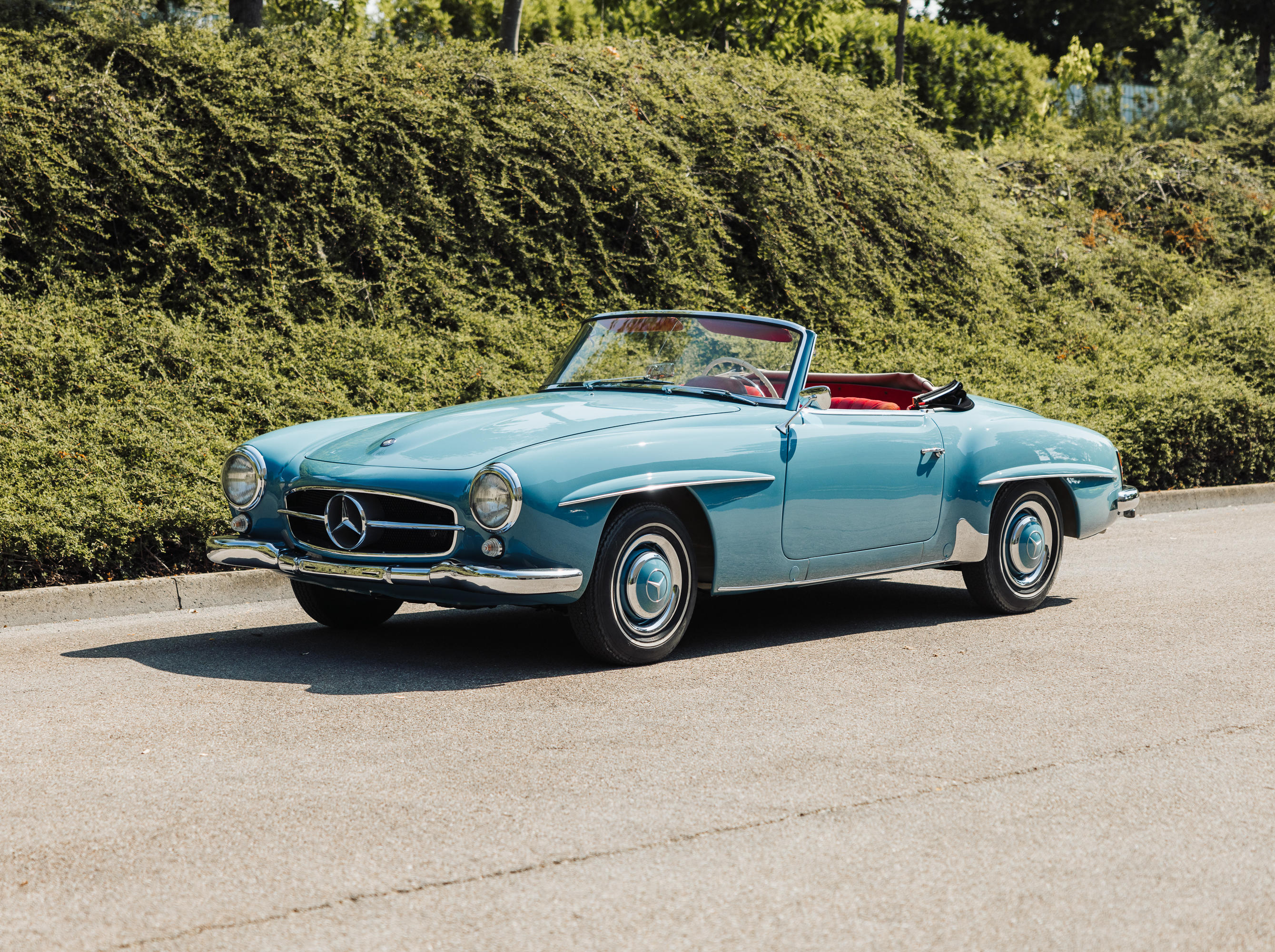 Appraisal: MERCEDES-BENZ SL CONVERTIBLE CHASSIS NO - ENGINE NO - Ideal