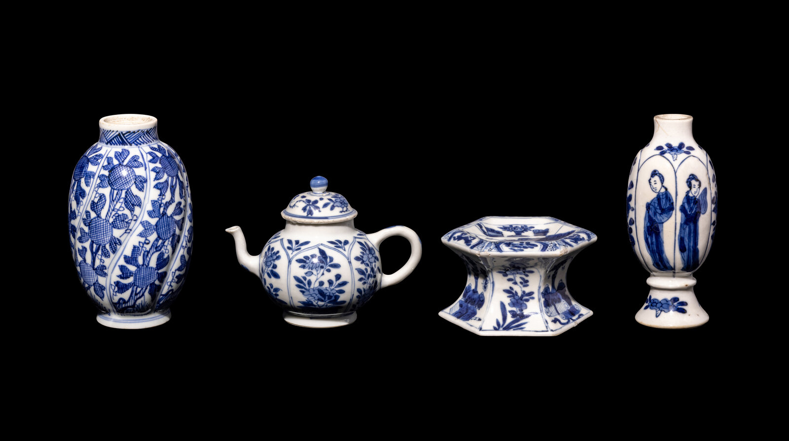 Appraisal: Four Small Chinese Export Blue and White Porcelain Articles Kangxi