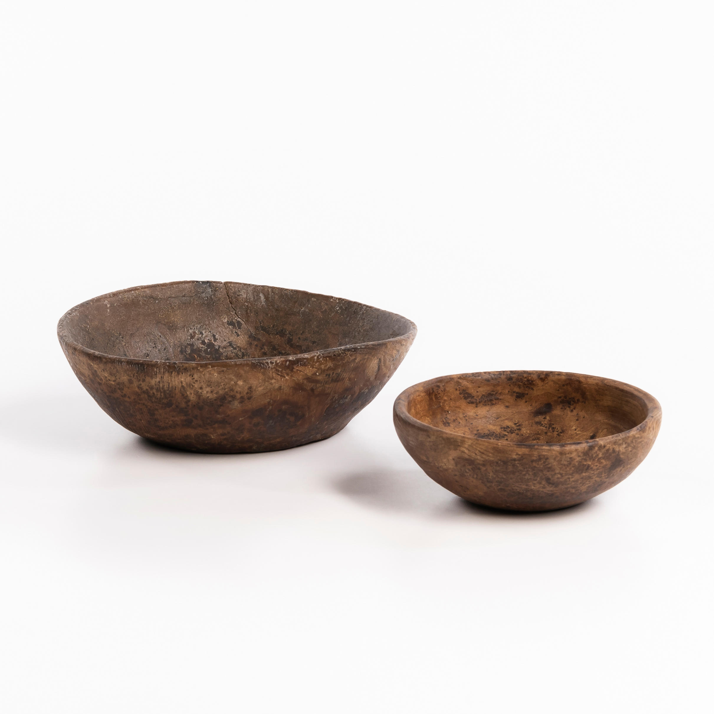 Appraisal: TWO SMALL BURL BOWLS th century Including an oval carved