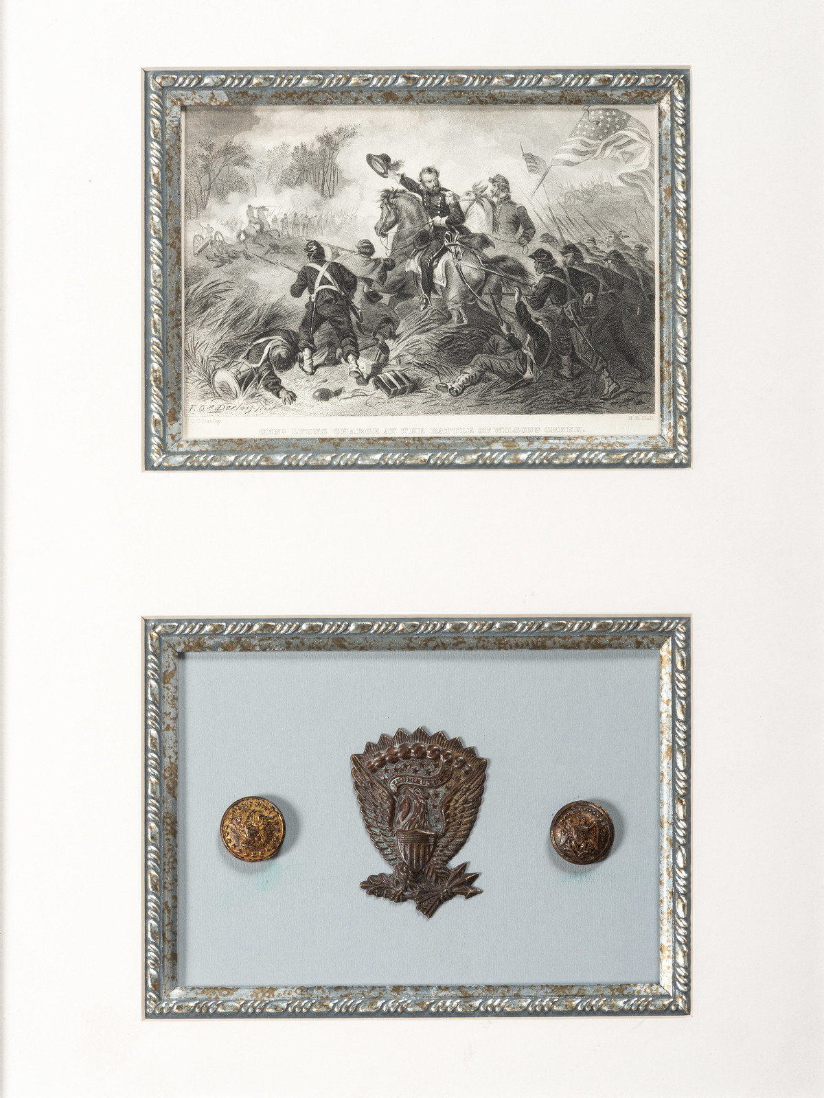 Appraisal: CIVIL WAR A group of Confederate buttons and Union hat