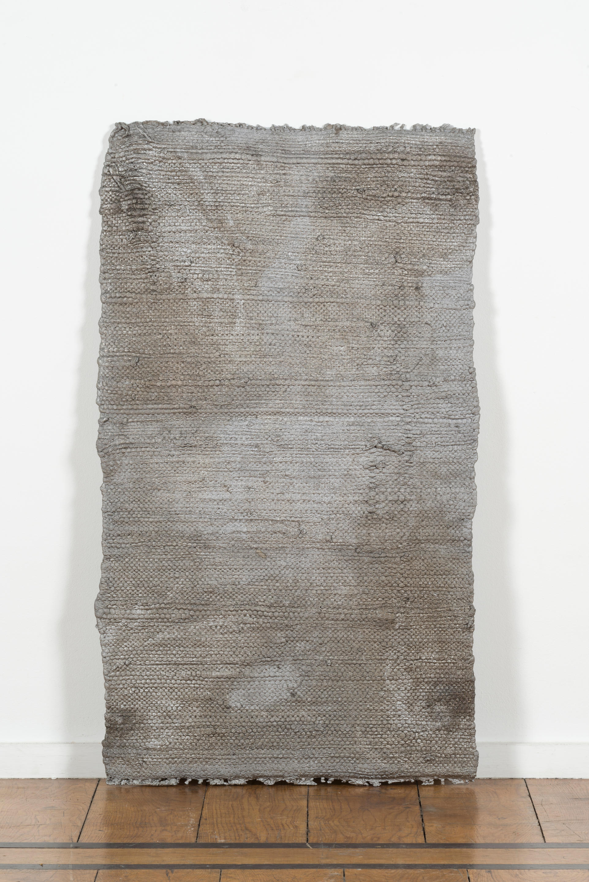 Appraisal: JURGEN DRESCHER BORN Carpet Moulage au sable de l'aluminium Marcin