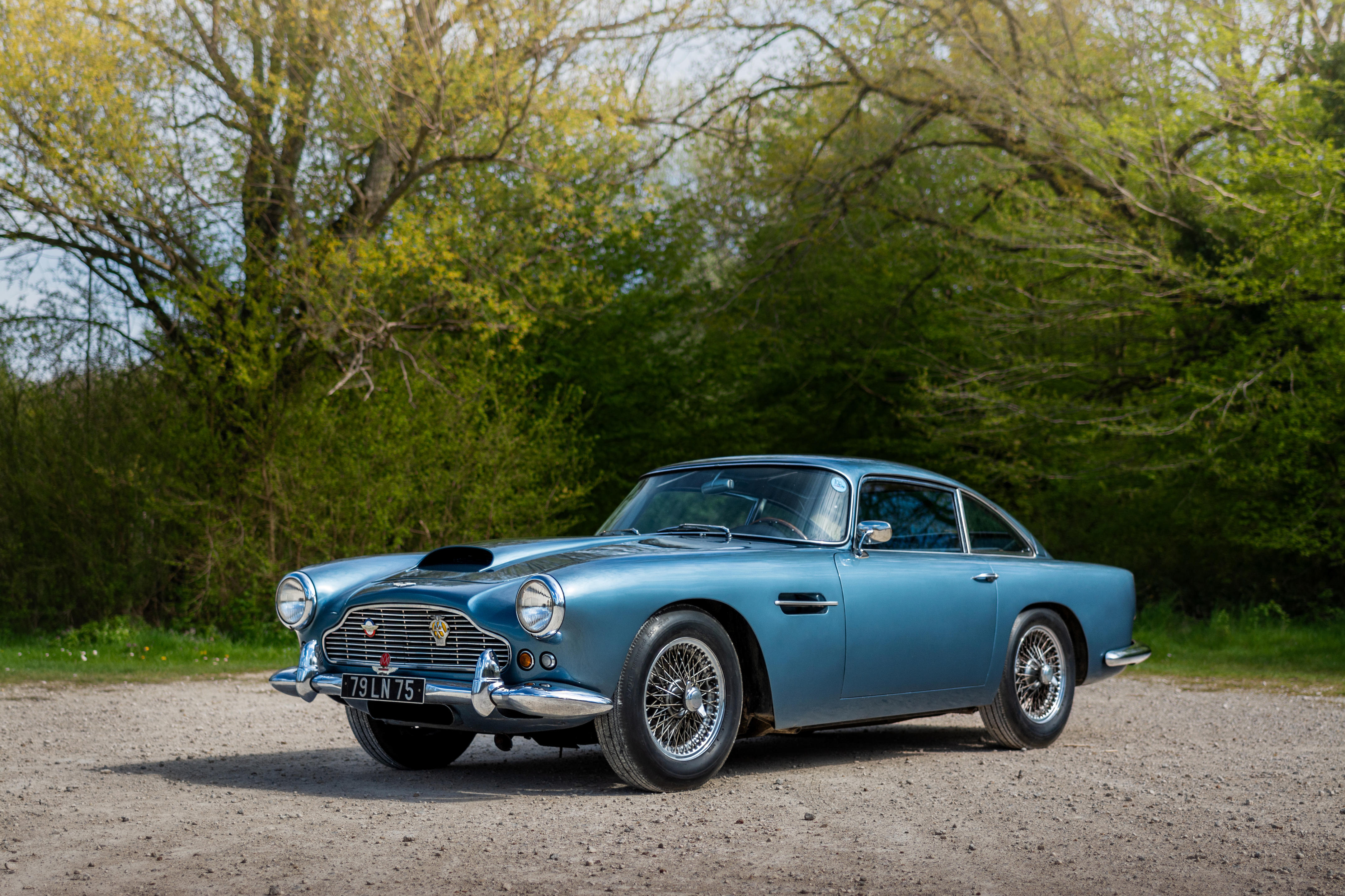 Appraisal: ASTON MARTIN DB SERIES III SPORTS SALOON CHASSIS NO DB