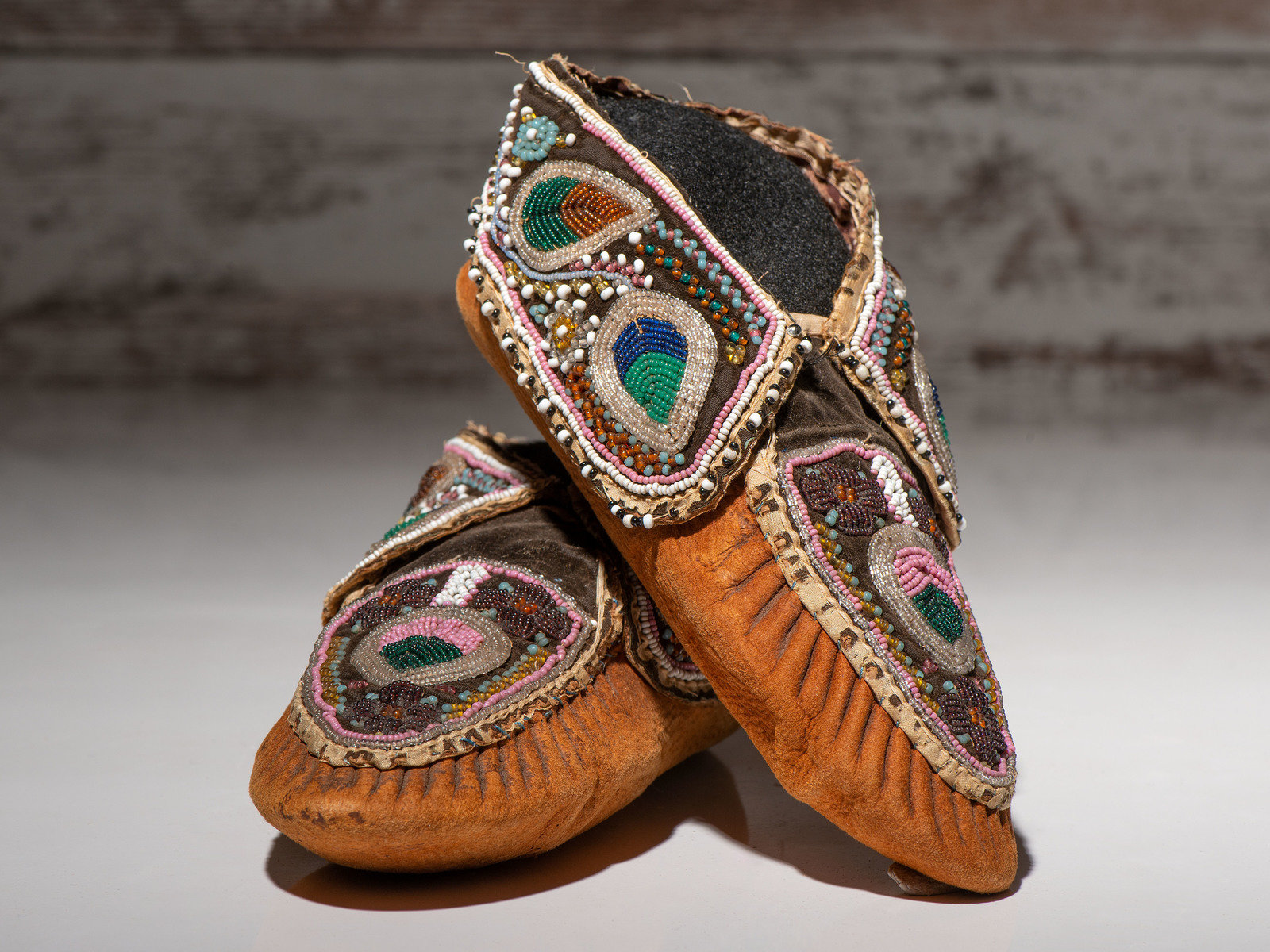 Appraisal: Eastern Woodlands Beaded Moccasins mid- th century thread-sewn and with