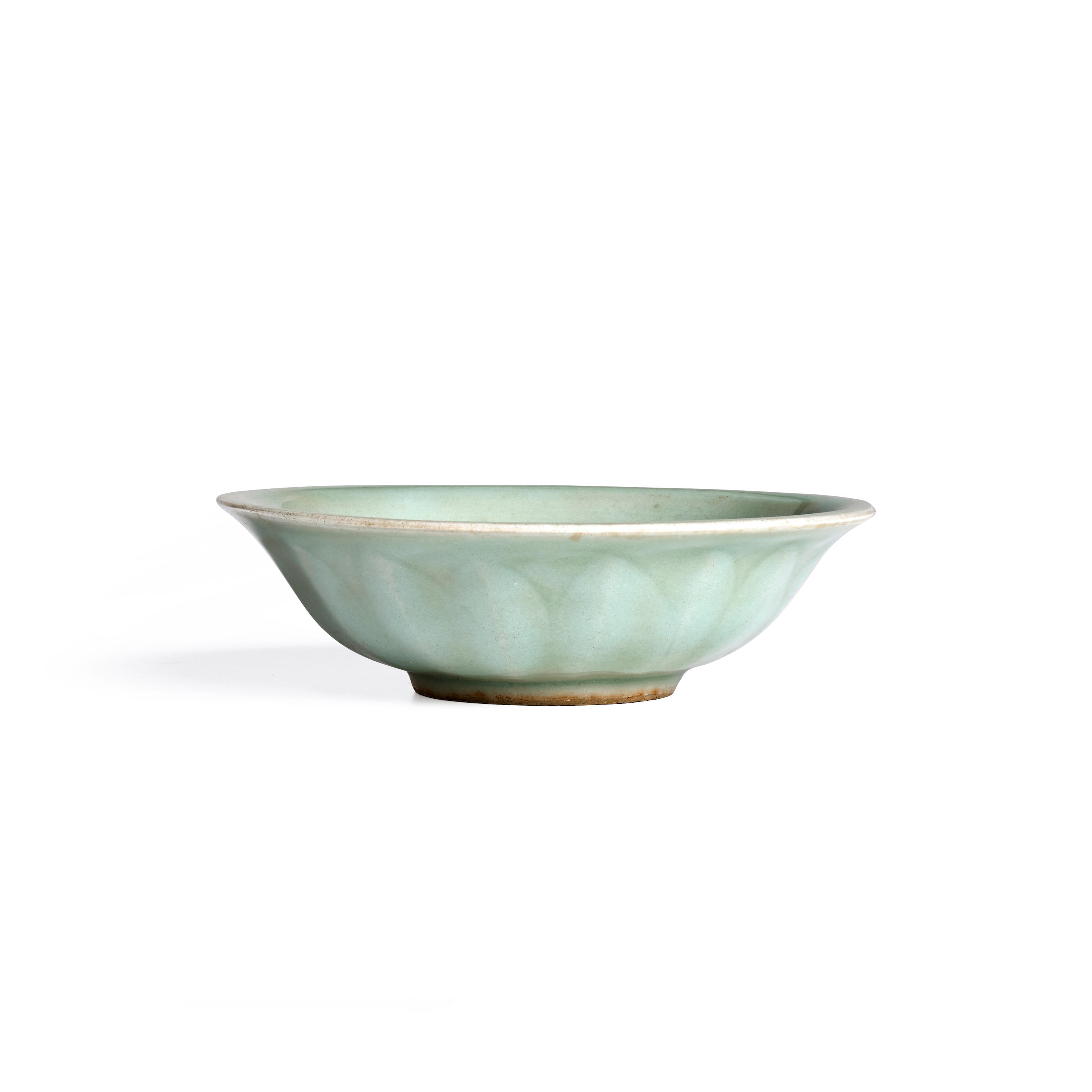 Appraisal: A LONGQUAN CELADON 'LOTUS' SAUCER DISH Southern Song dynasty With