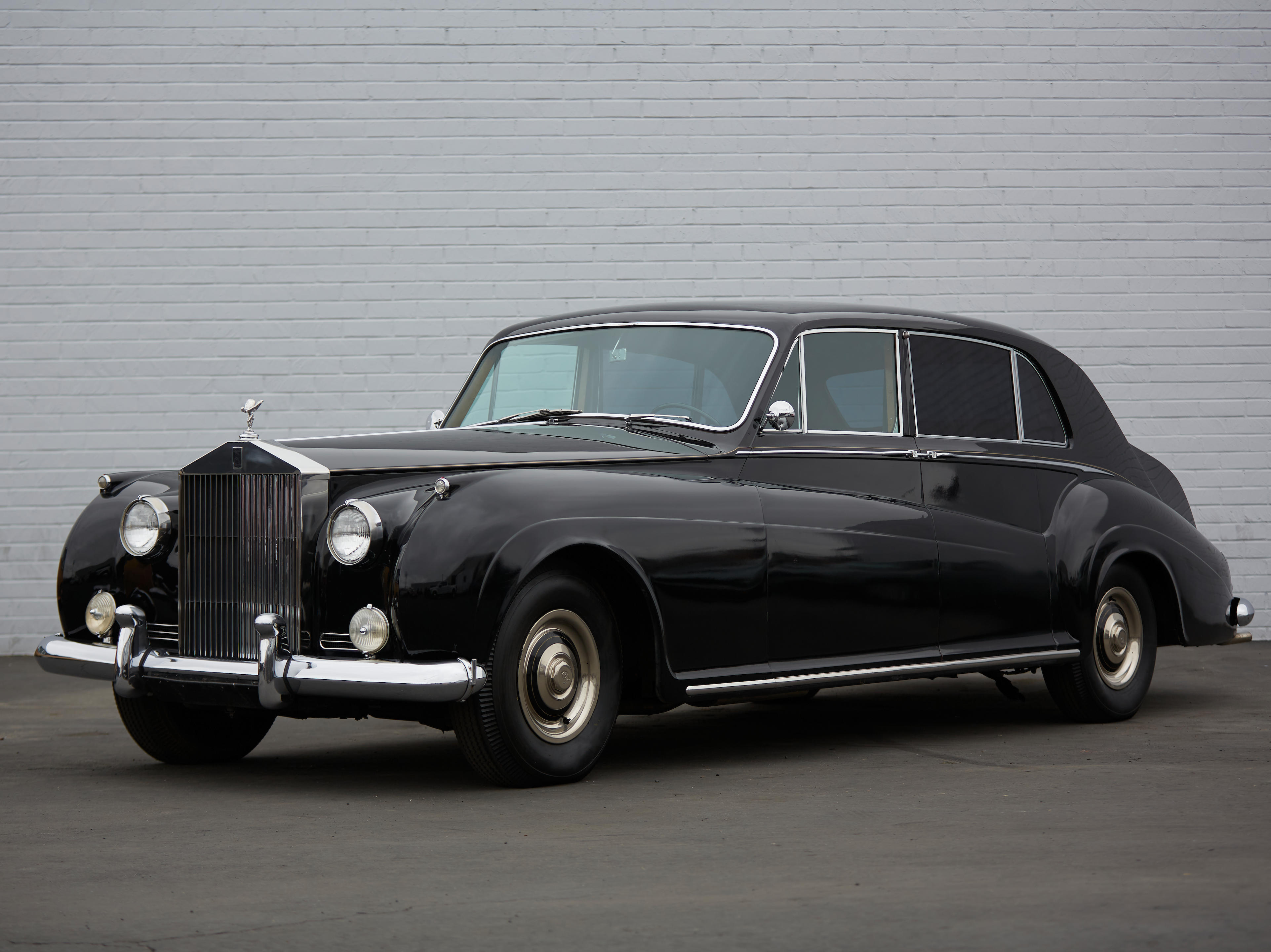 Appraisal: ROLLS-ROYCE PHANTOM V LIMOUSINE COACHWORK BY JAMES YOUNG LTD CHASSIS