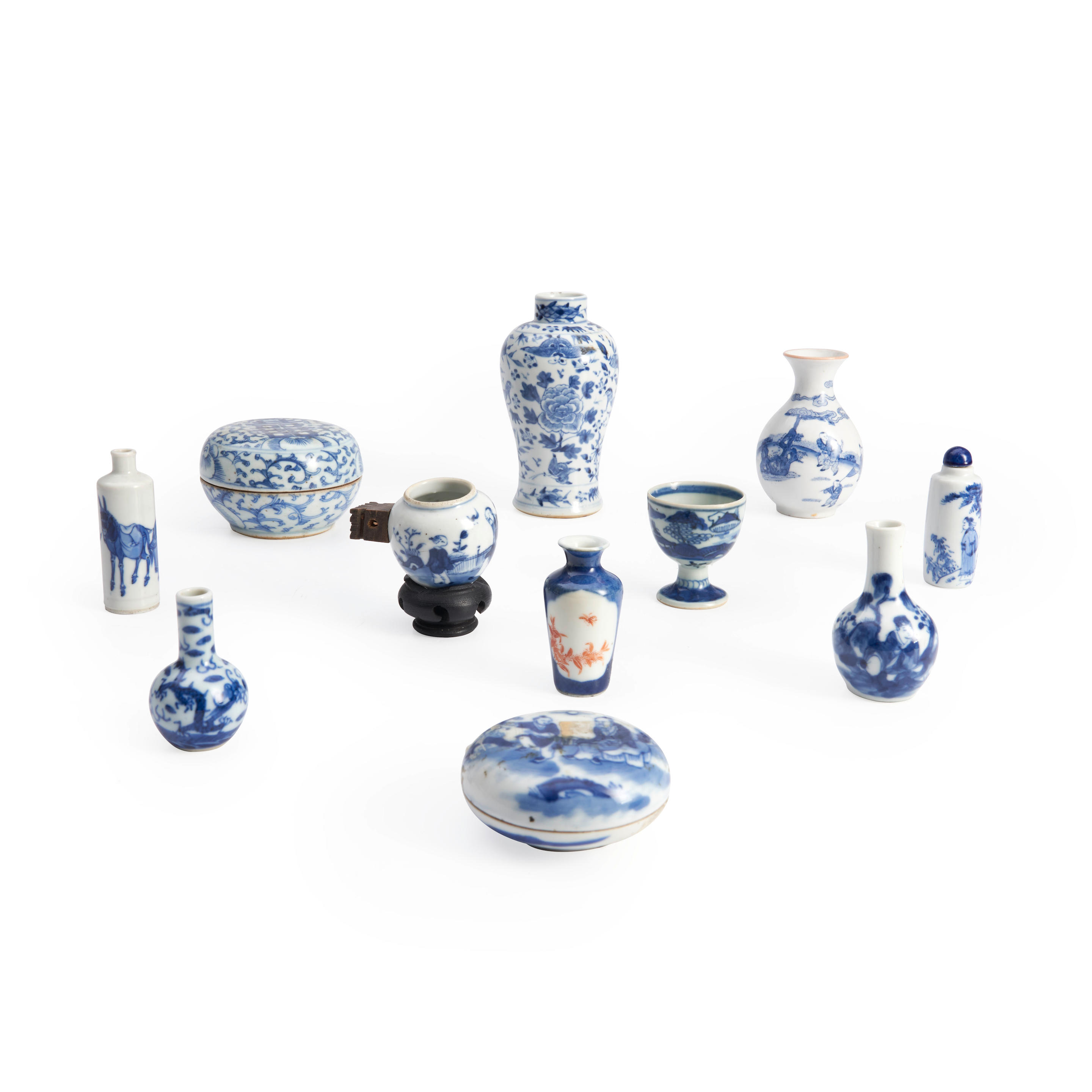 Appraisal: ELEVEN EXPORT BLUE AND WHITE SMALL VESSELS China th th