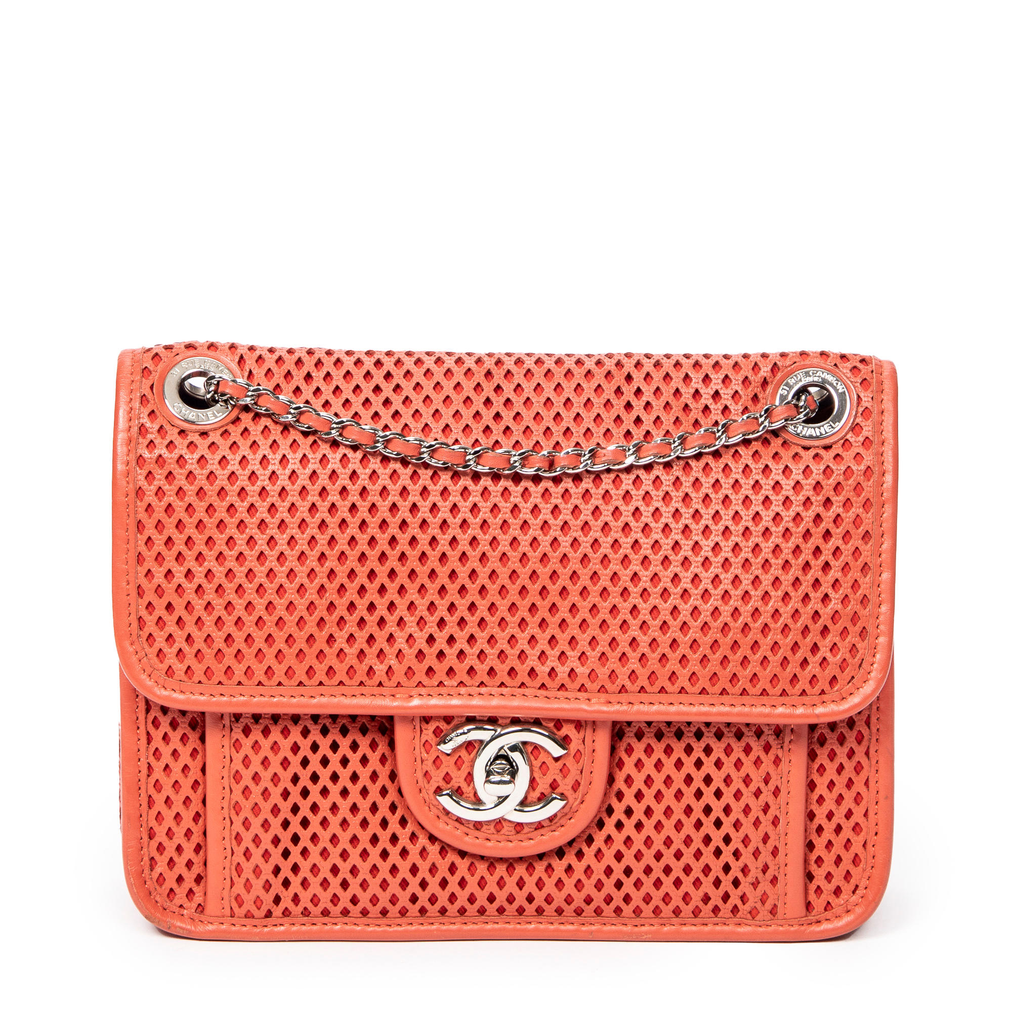 Appraisal: CHANEL ANN E SAC UN IN THE AIR CORAIL Directeur