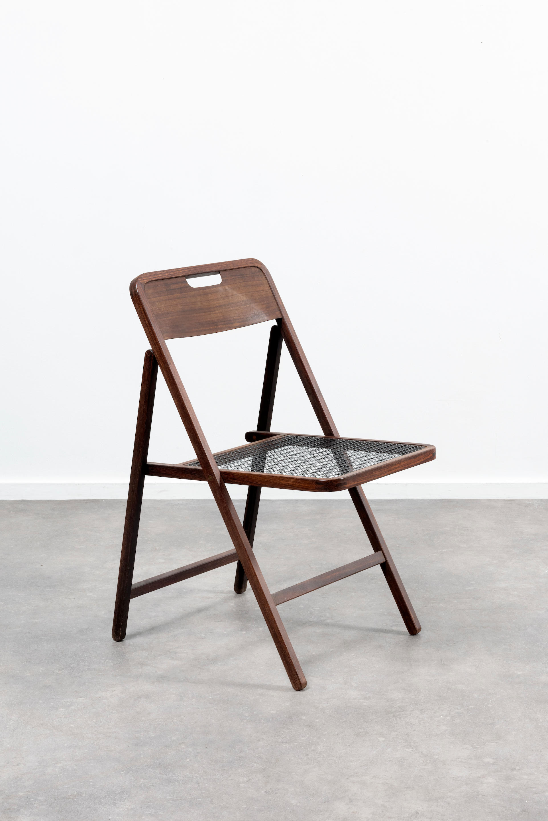 Appraisal: BIJOY JAIN - STUDIO MUMBAI Mod Folding Chair B Chaise