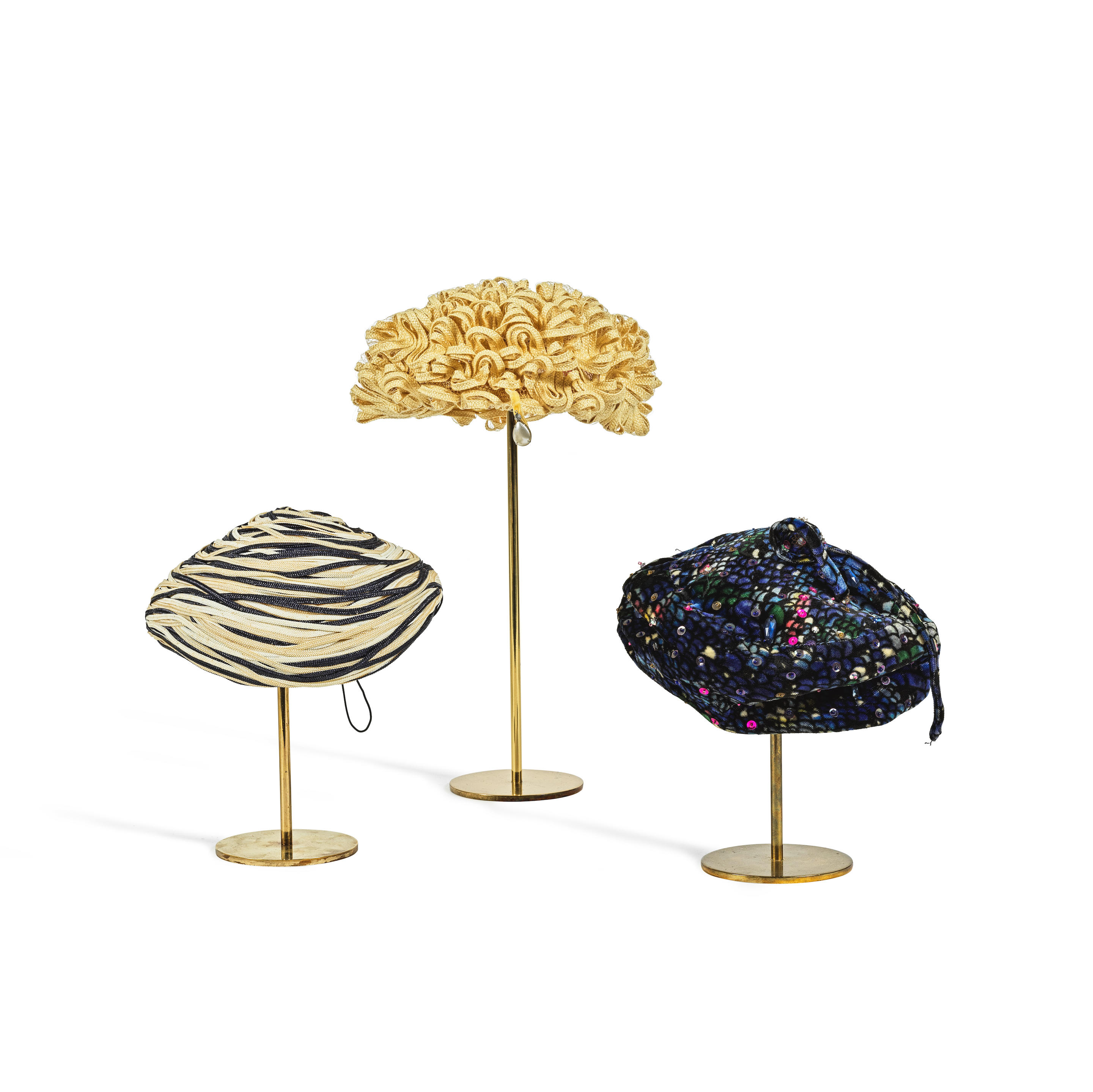 Appraisal: SCHIAPARELLI PARIS CIRCA ENSEMBLE DE TROIS TAMBOURINS ET BIBI Un