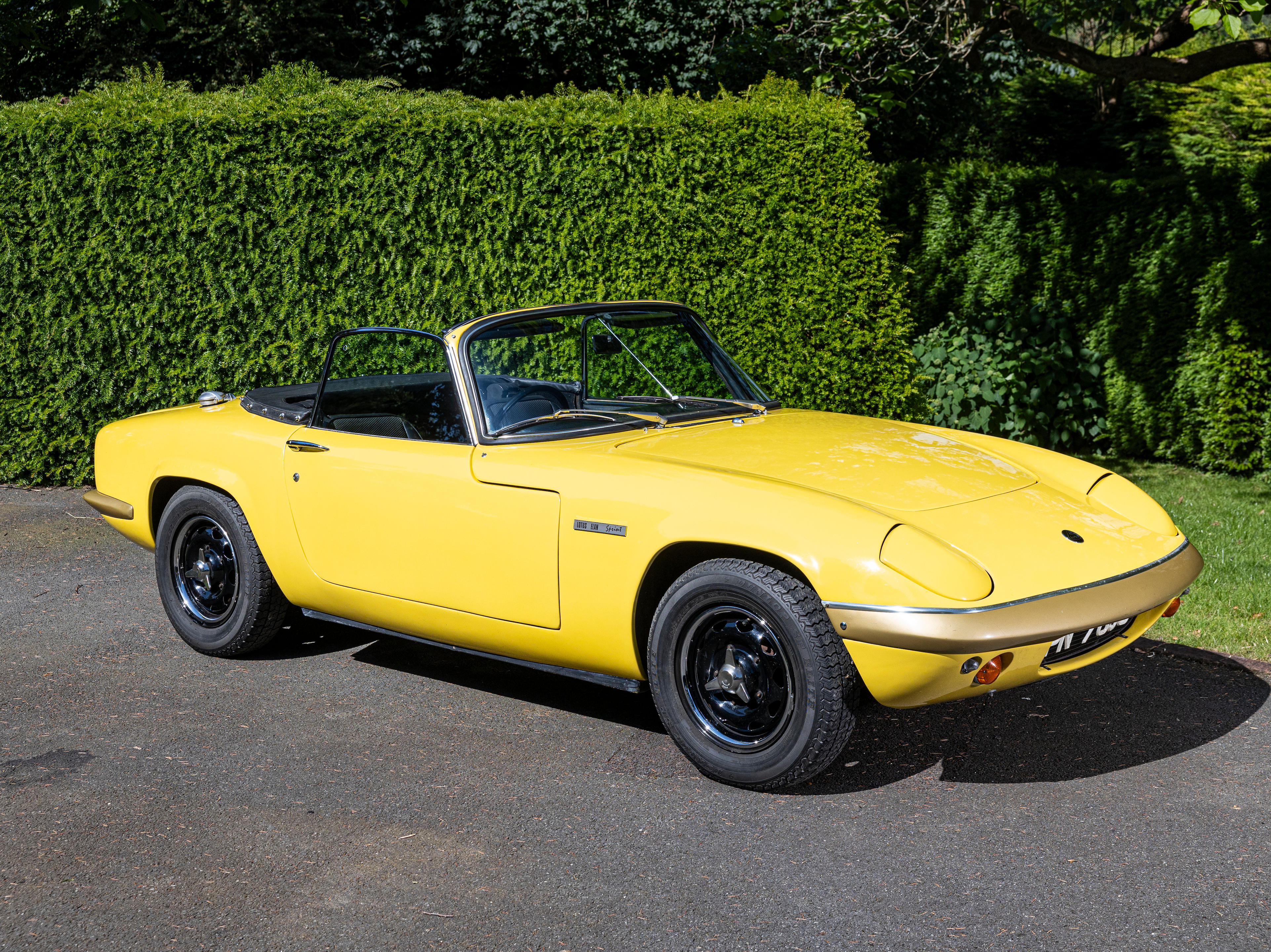 Appraisal: LOTUS ELAN SPRINT DROPHEAD COUP REGISTRATION NO YPN J CHASSIS