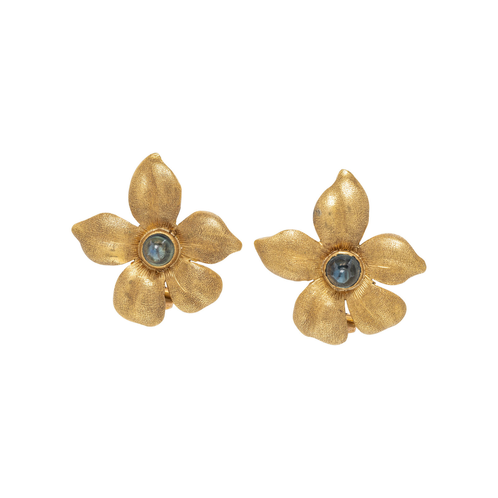 Appraisal: BUCCELLATI YELLOW GOLD AND SAPPHIRE FLOWER EARCLIPS Round cabochon sapphires