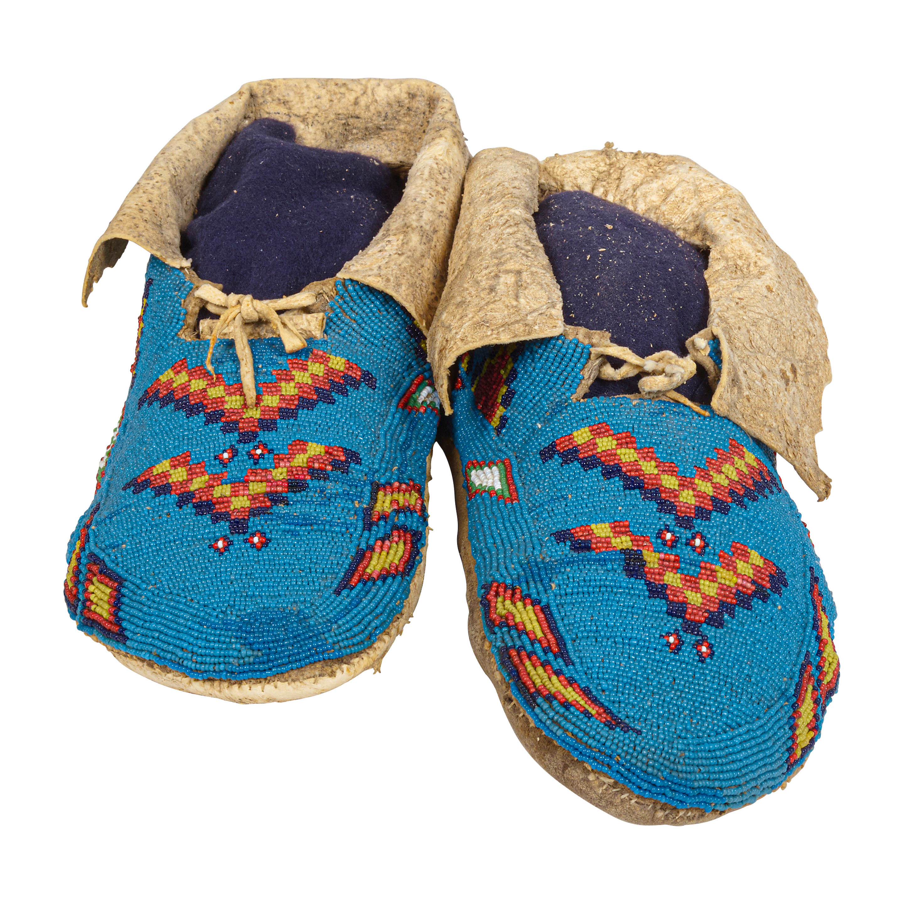 Appraisal: A PAIR OF PLAINS BEADED MOCCASINS Possibly N hiyawak Plains