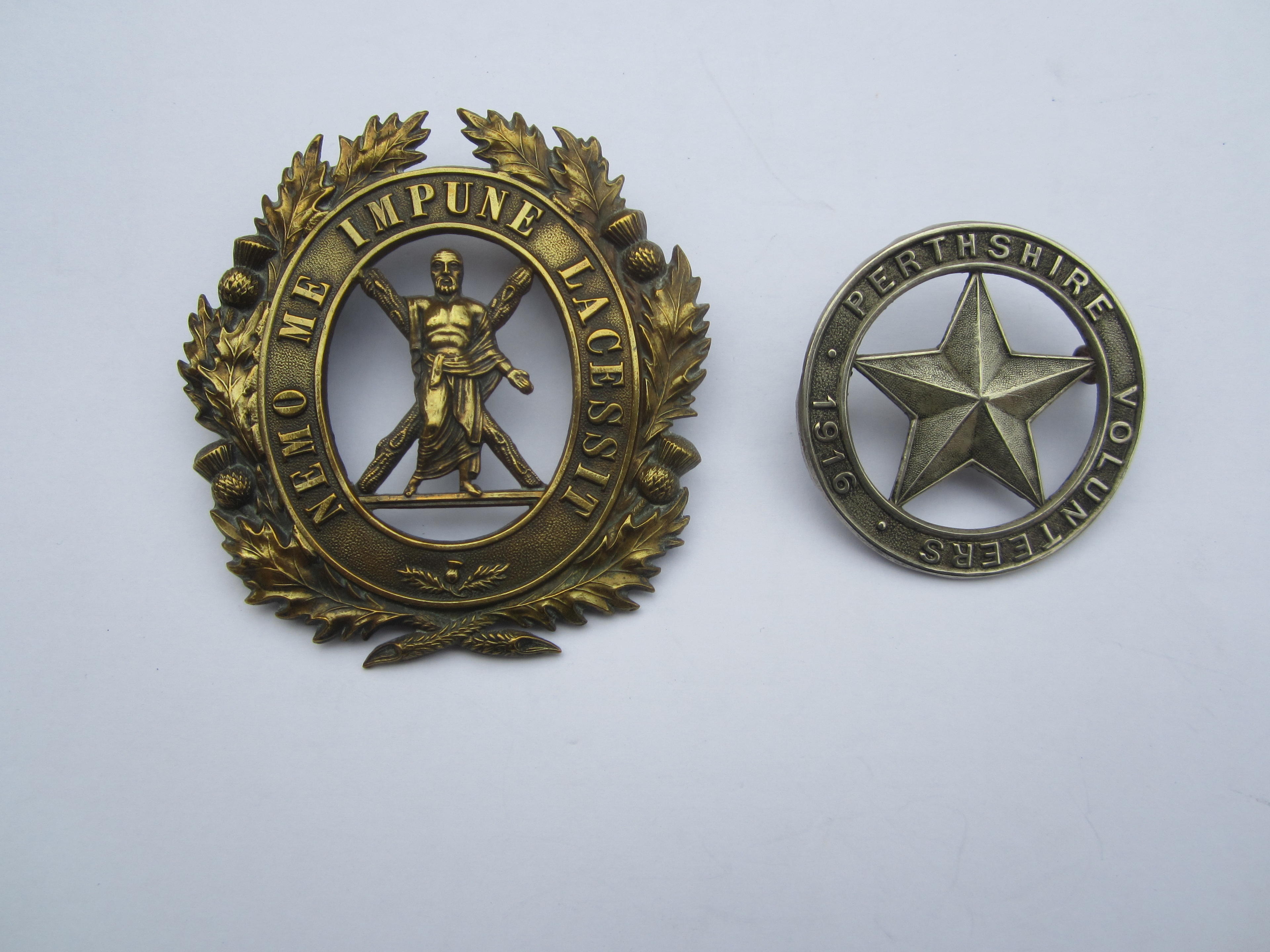 Appraisal: ST ABERDEENSHIRE RIFLE VOLUNTEERS OTHER RANKS SHAKO BONNET BADGE A