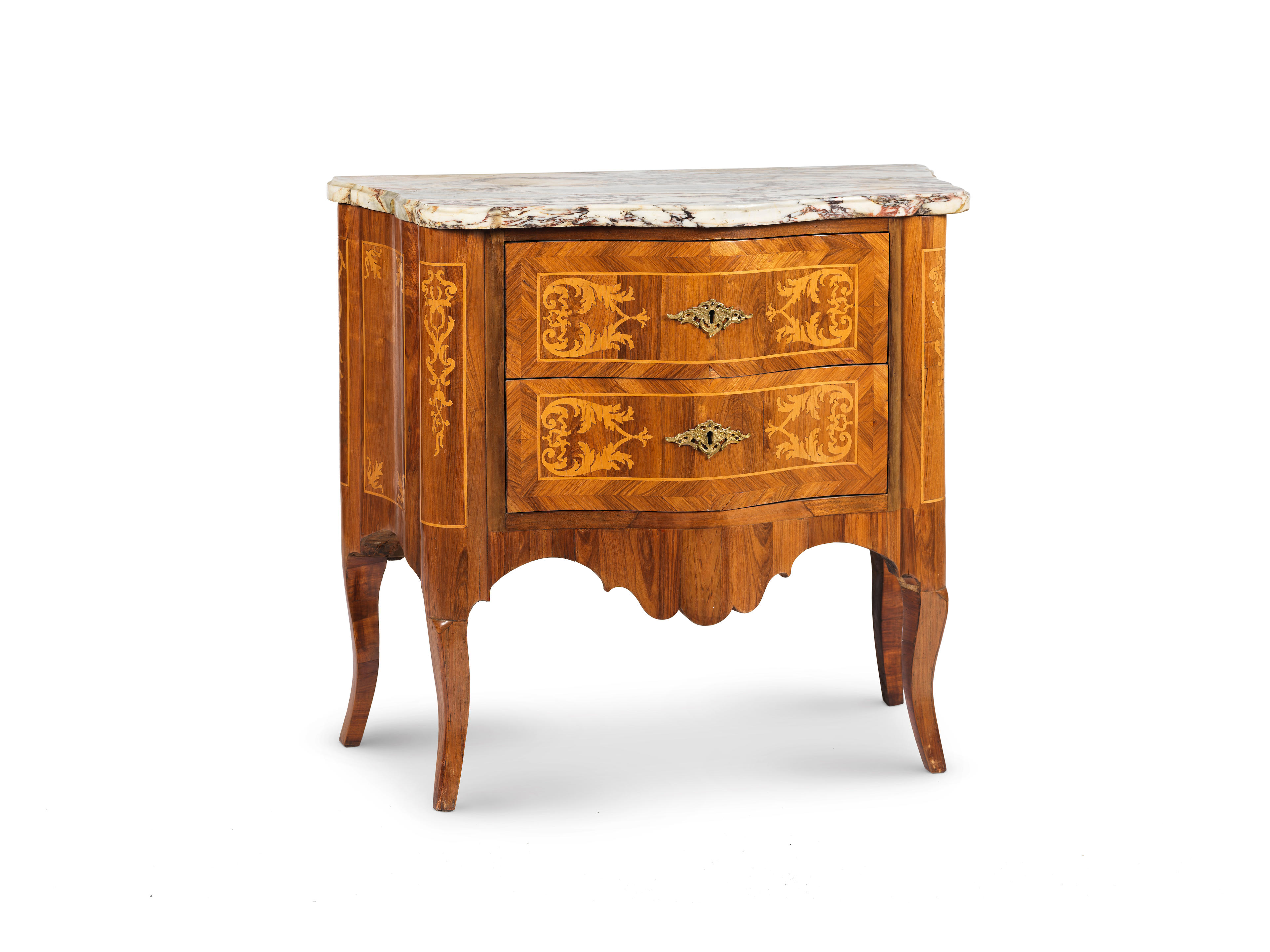 Appraisal: PETITE COMMODE ITALIENNE EN PLACAGE DE BOIS DE ROSE ET