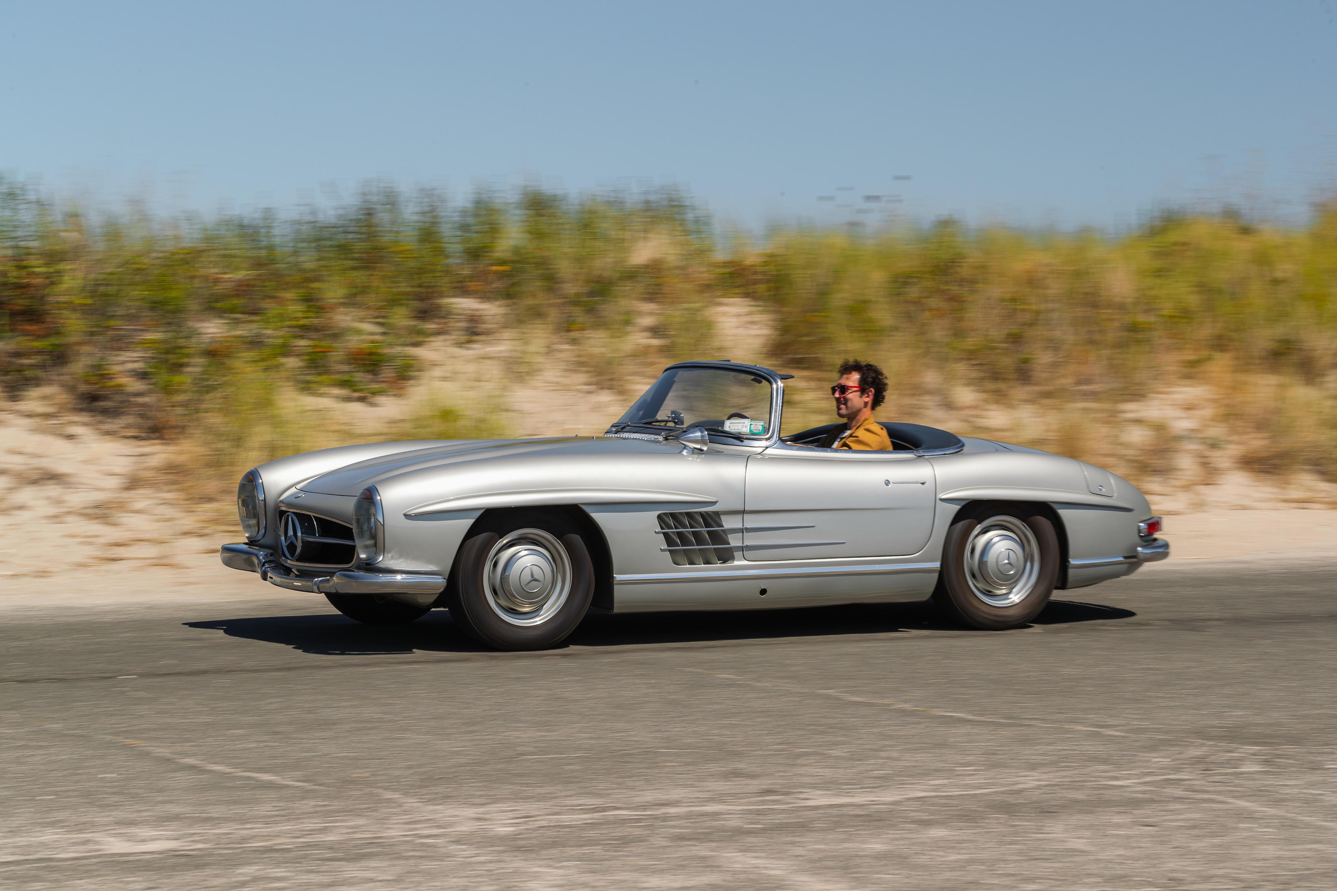 Appraisal: MERCEDES-BENZ SL ROADSTER CHASSIS NO ENGINE NO cc SOHC Inline