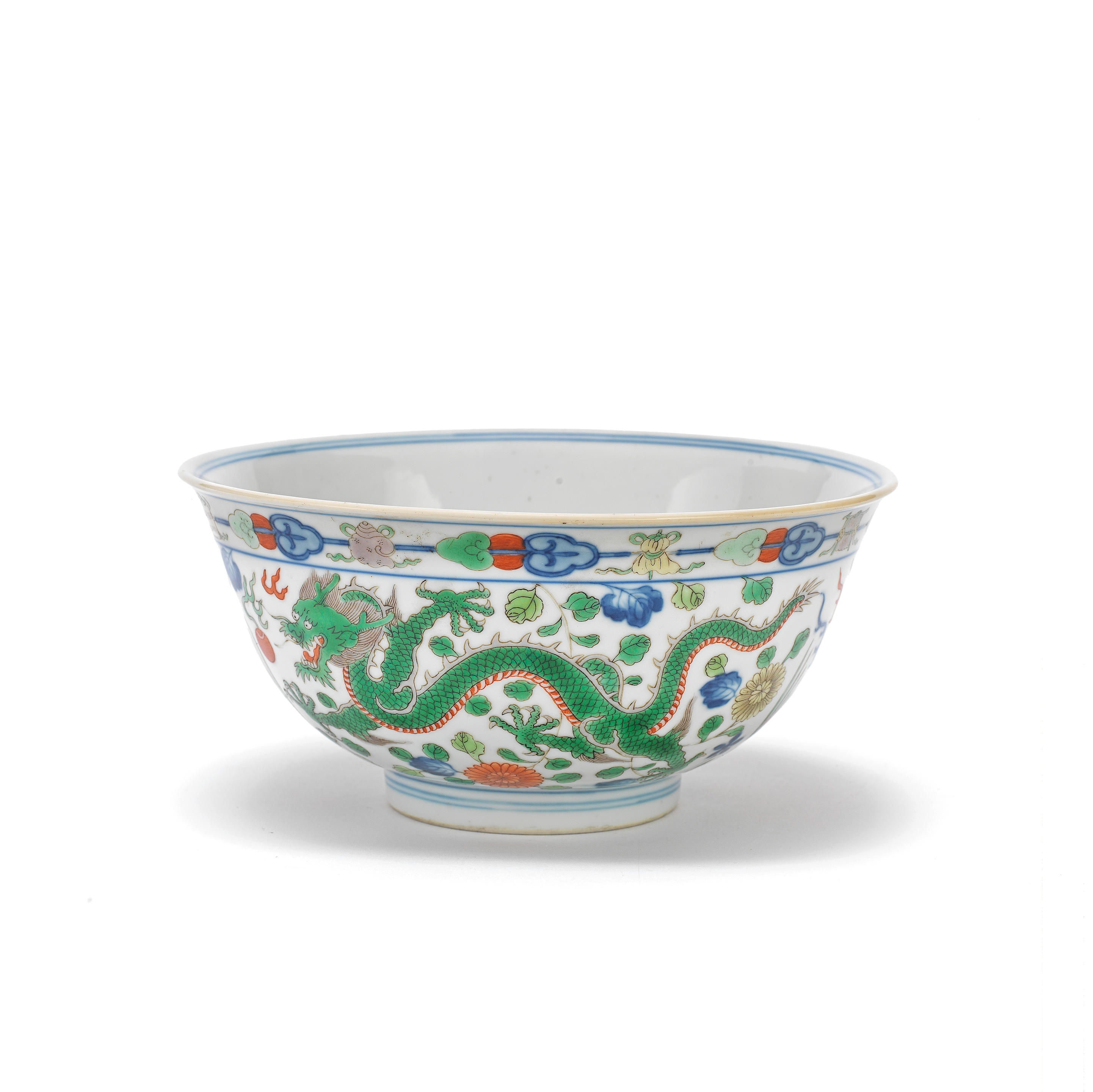 Appraisal: A WUCAI 'DRAGON AND PHOENIX' BOWL Qianlong six-character seal mark