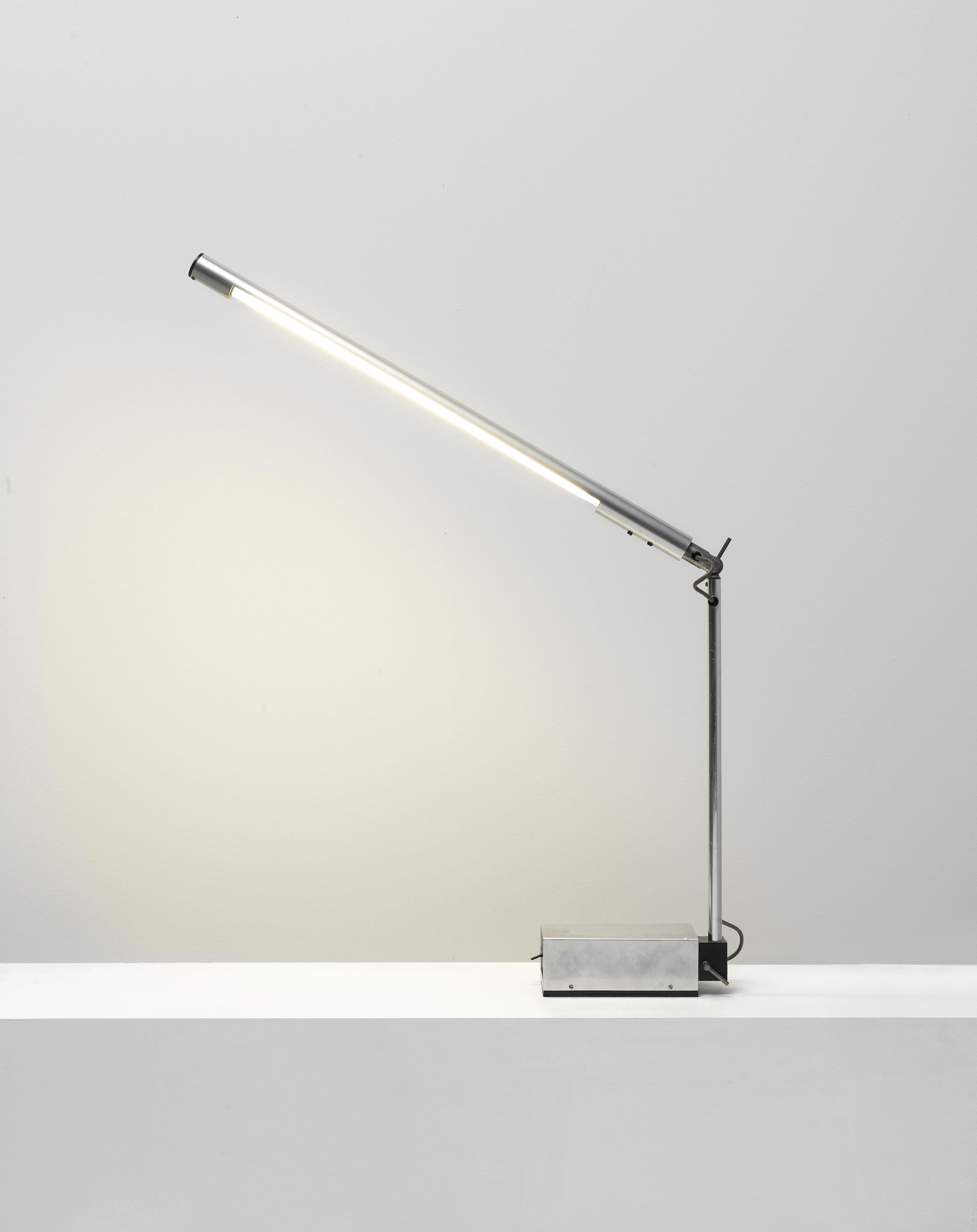 Appraisal: GERALD ABRAMOVITZ 'Cantilever' desk lamp model no mark circa Aluminium