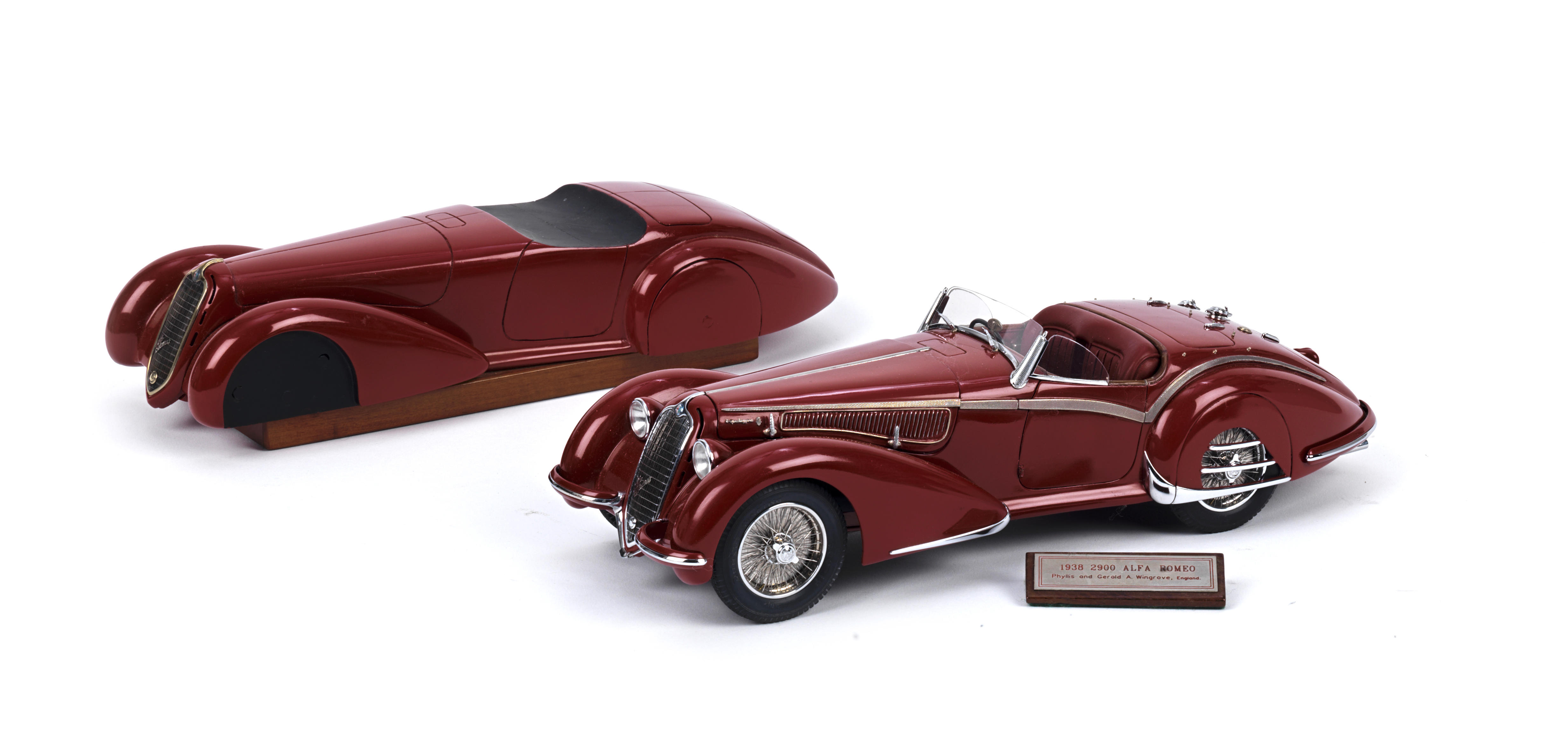 Appraisal: A SCALE MODEL OF A ALFA ROMEO C TOURING SPIDER