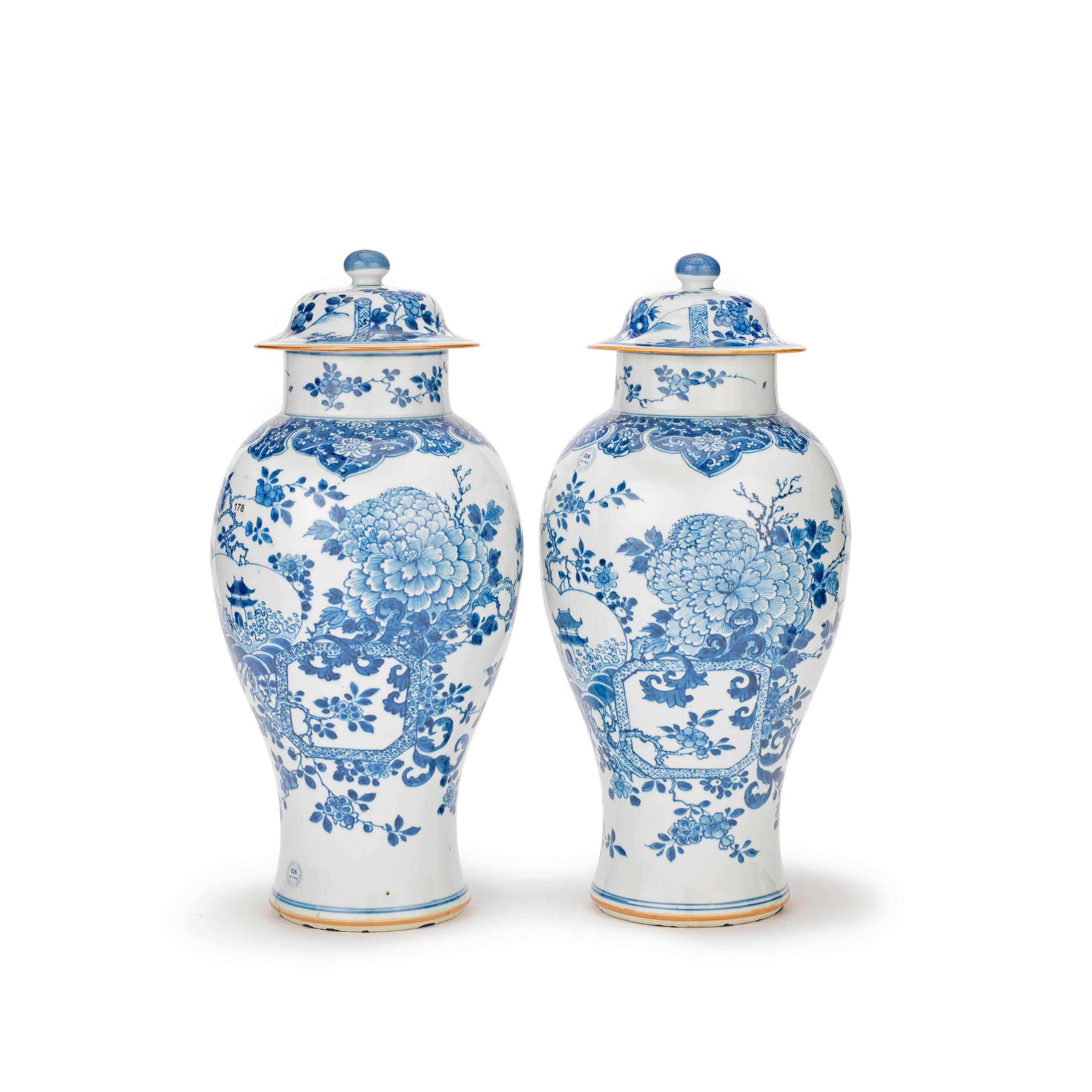 Appraisal: A PAIR OF BLUE AND WHITE BALUSTER VASES AND COVERS