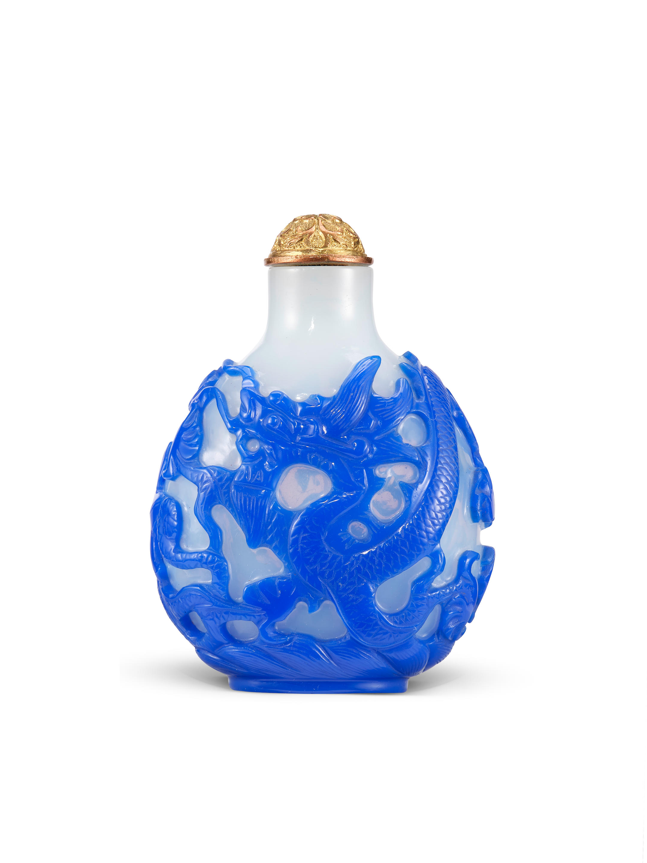 Appraisal: A BLUE OVERLAY OPAQUE WHITE GLASS 'DRAGONS' SNUFF BOTTLE Qianlong