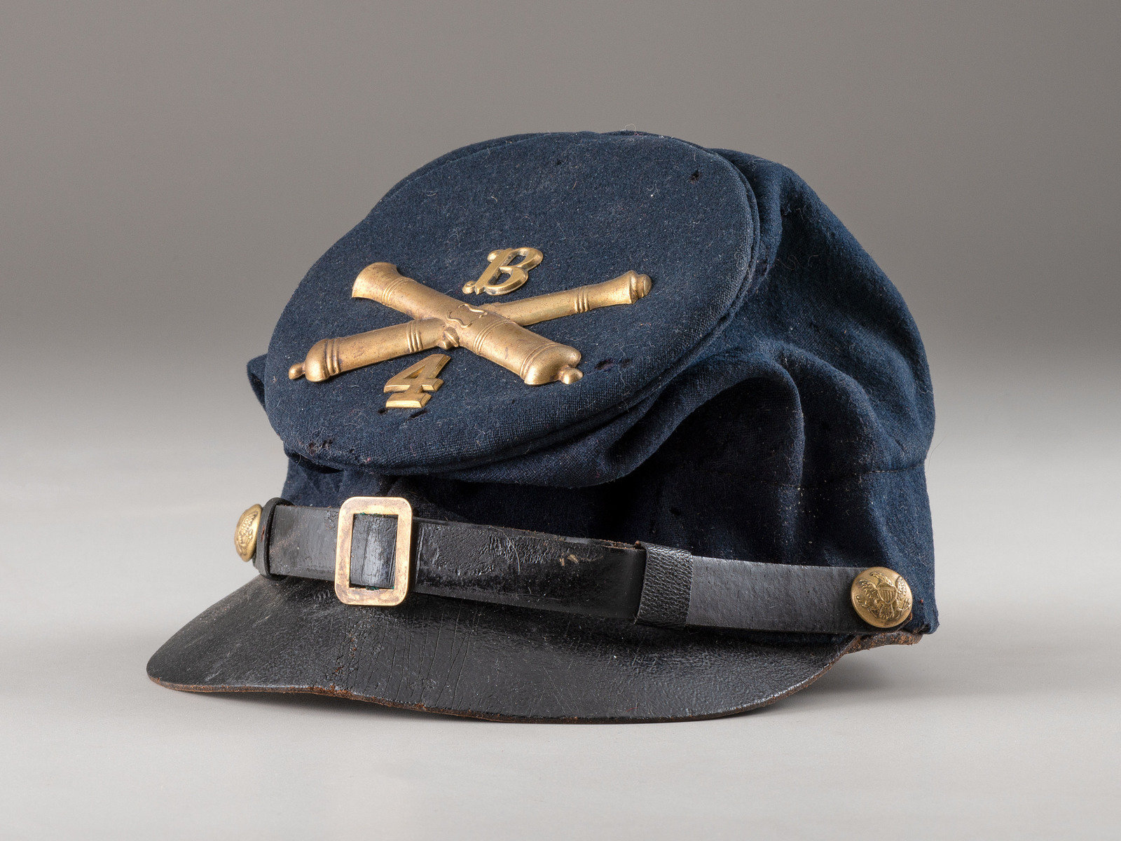 Appraisal: CIVIL WAR McDowell-style forage cap with th regimental number and