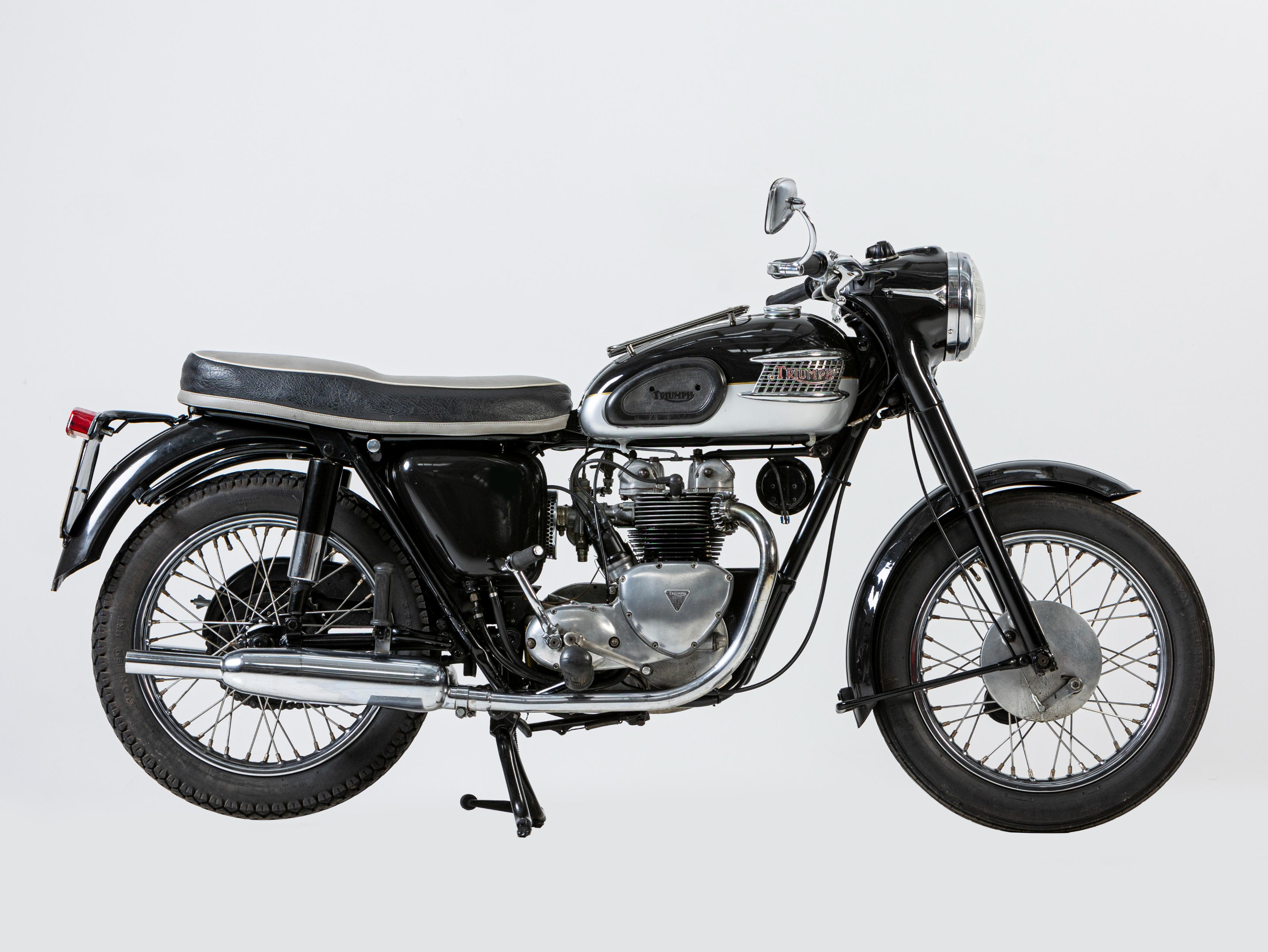 Appraisal: PROPERTY OF A DECEASED'S ESTATE TRIUMPH CC TIGER T A