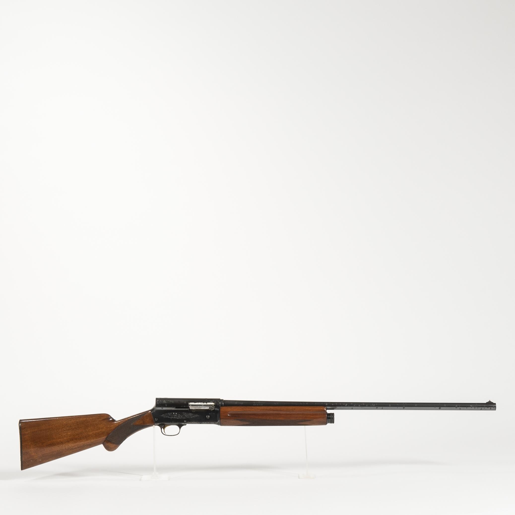 Appraisal: BROWNING SWEET SIXTEEN SEMIAUTOMATIC SHOTGUN Serial number S Gauge blued