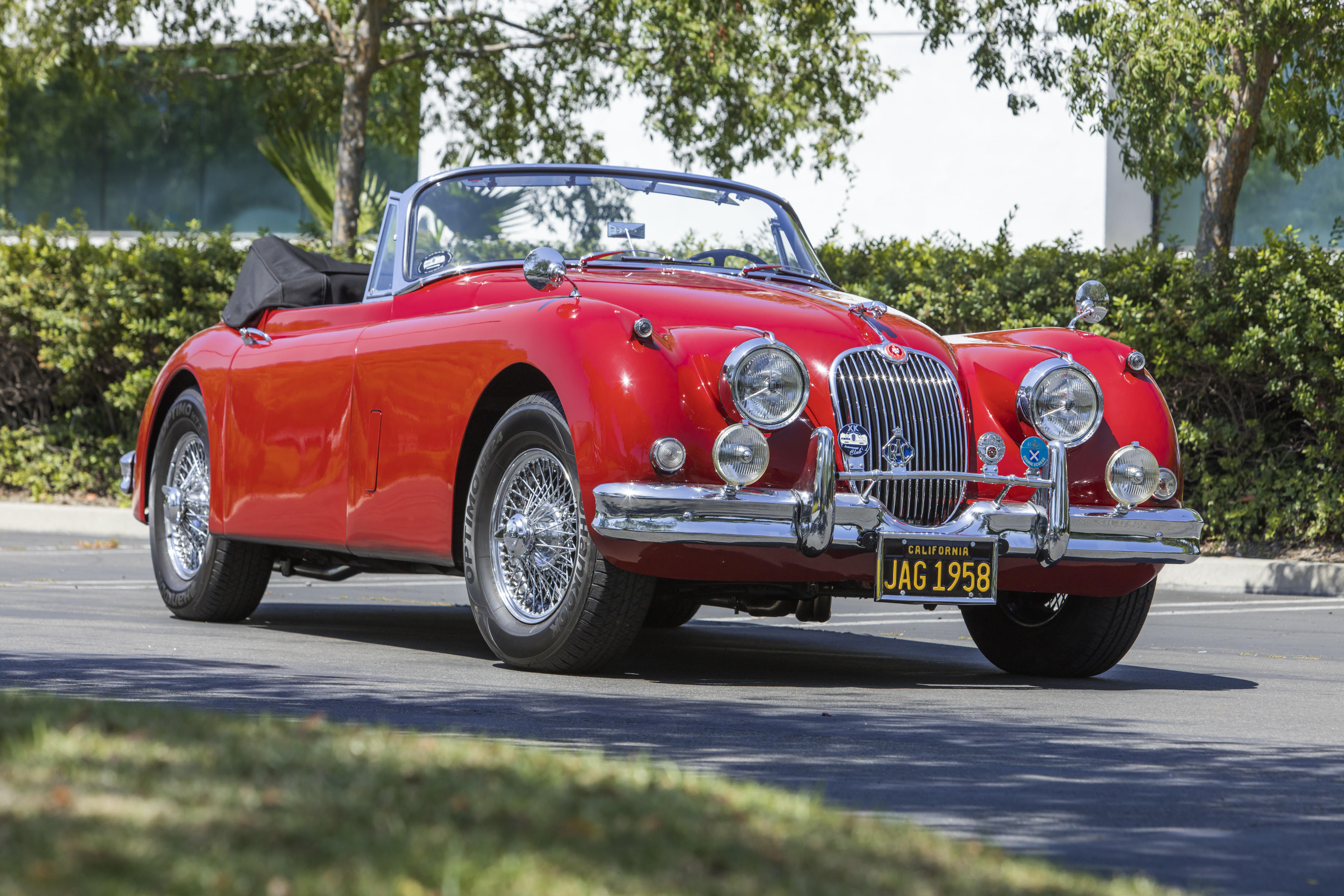 Appraisal: JAGUAR XK DROPHEAD COUPE CHASSIS NO S BW ENGINE NO