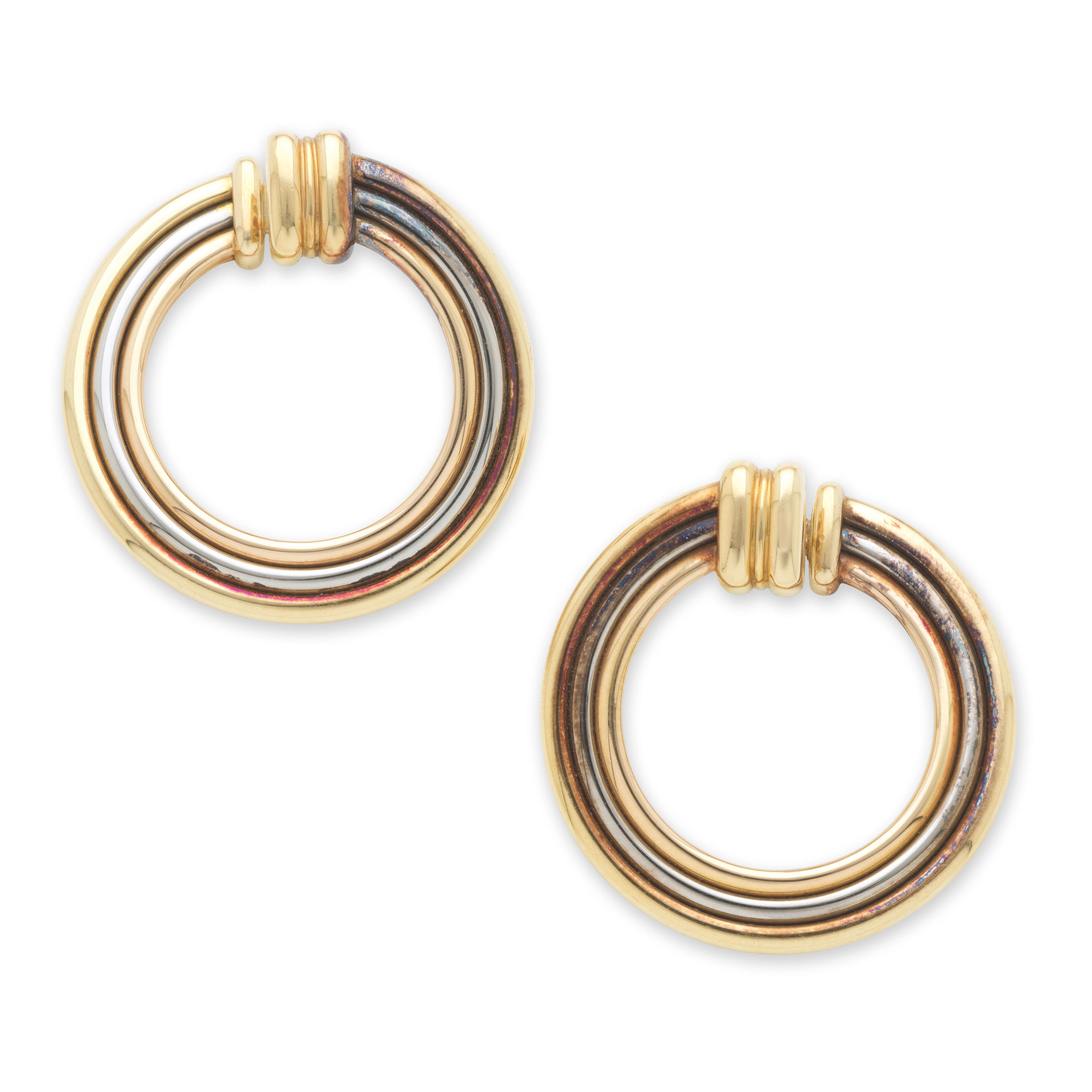 Appraisal: CARTIER PAIRE DE BOUCLES D'OREILLES OR TRINITY Chacune compos e