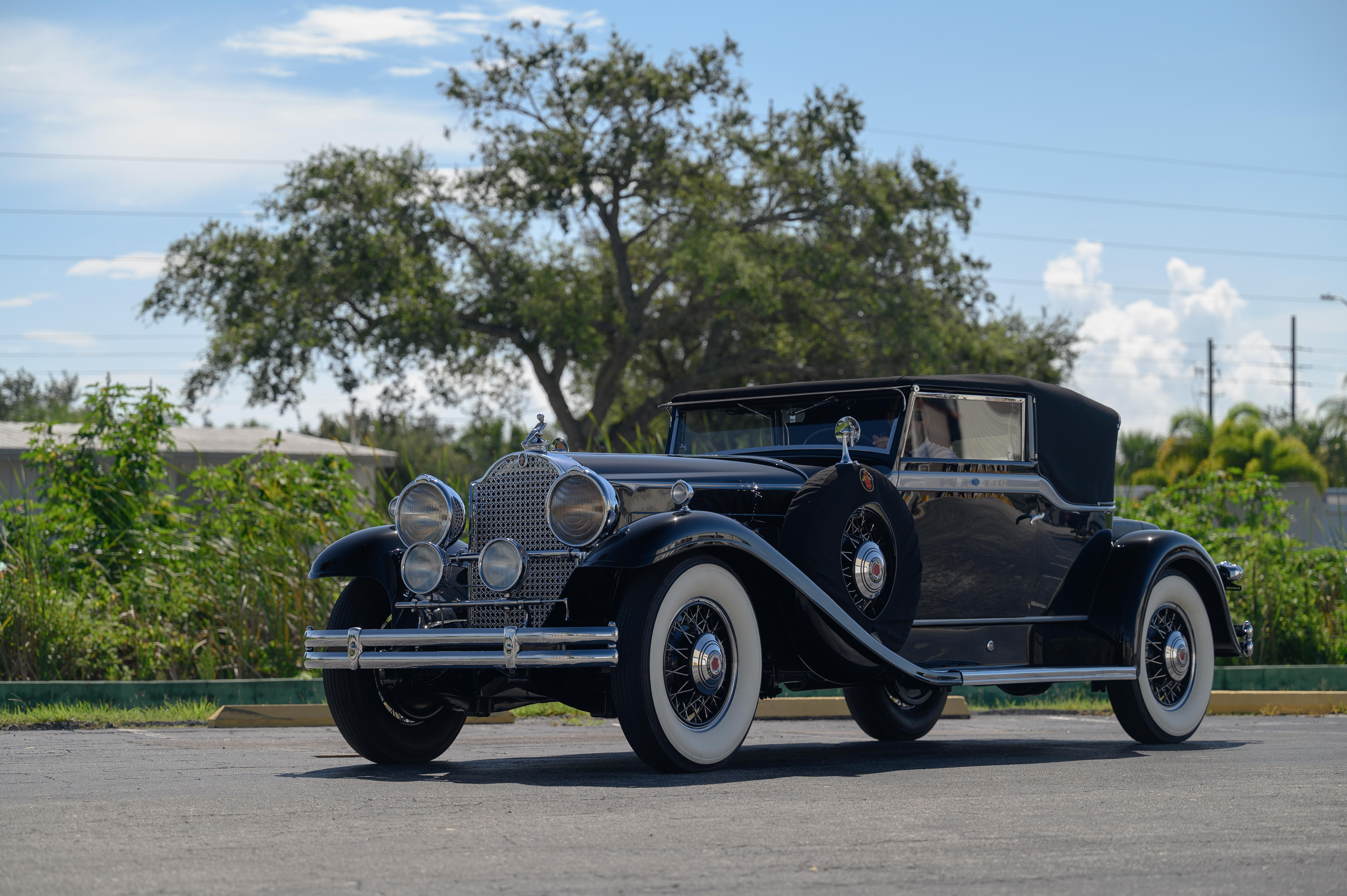 Appraisal: PACKARD DELUXE EIGHT CONVERTIBLE VICTORIA COACHWORK BY ROLLSTON CHASSIS NO