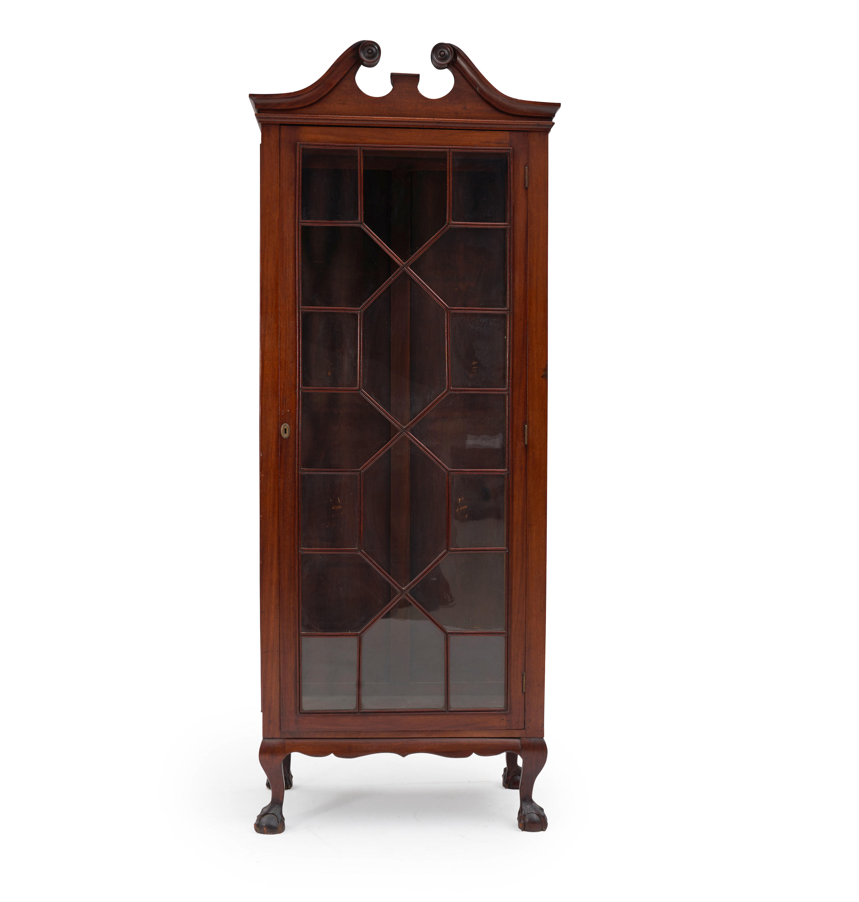 Appraisal: GEORGIAN-STYLE MAHOGANY CHINA CABINET DISPLAY CASE Circa With three shelves