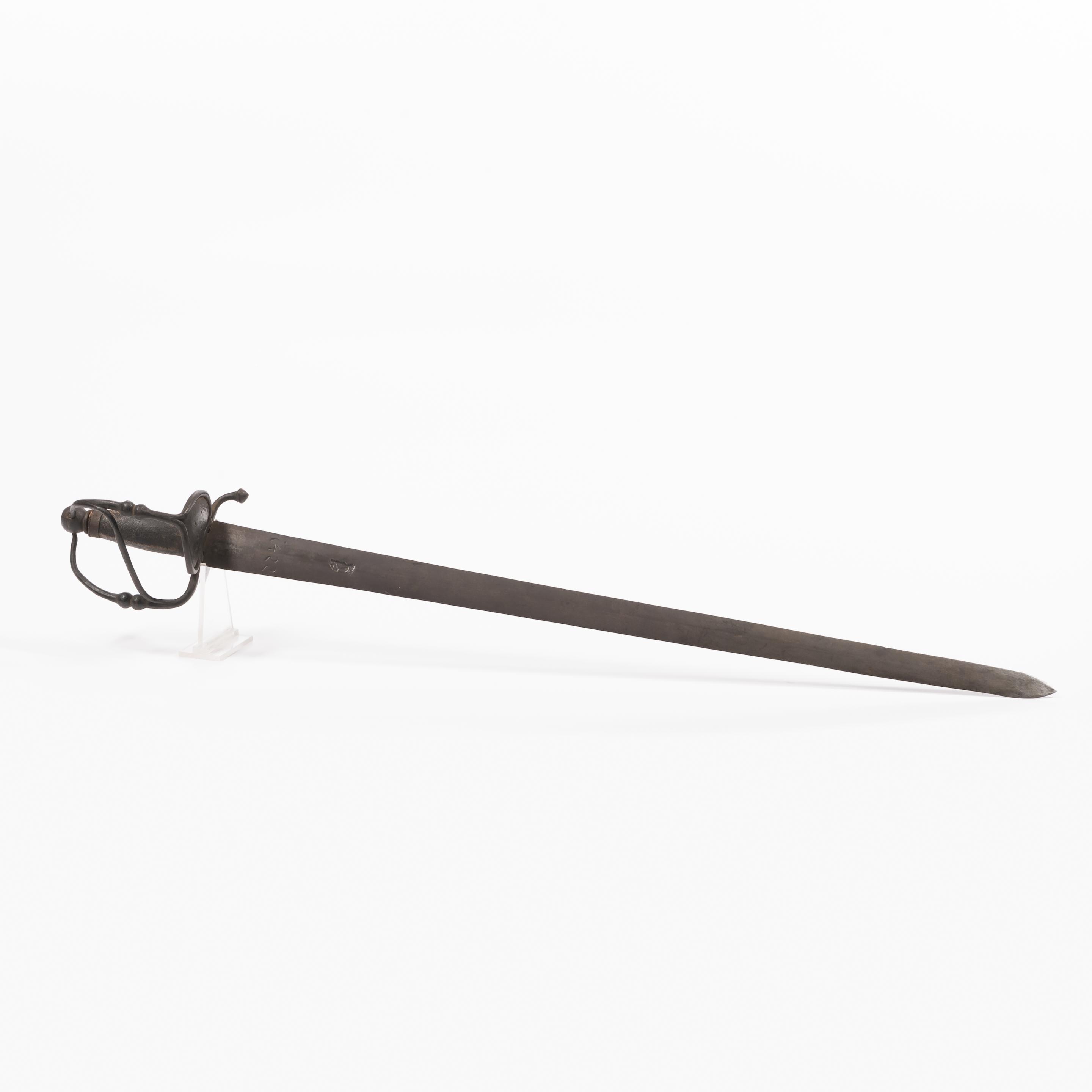 Appraisal: EUROPEAN HORSEMAN'S SWORD LATE TH CENTURY Iron hilt with bilobate