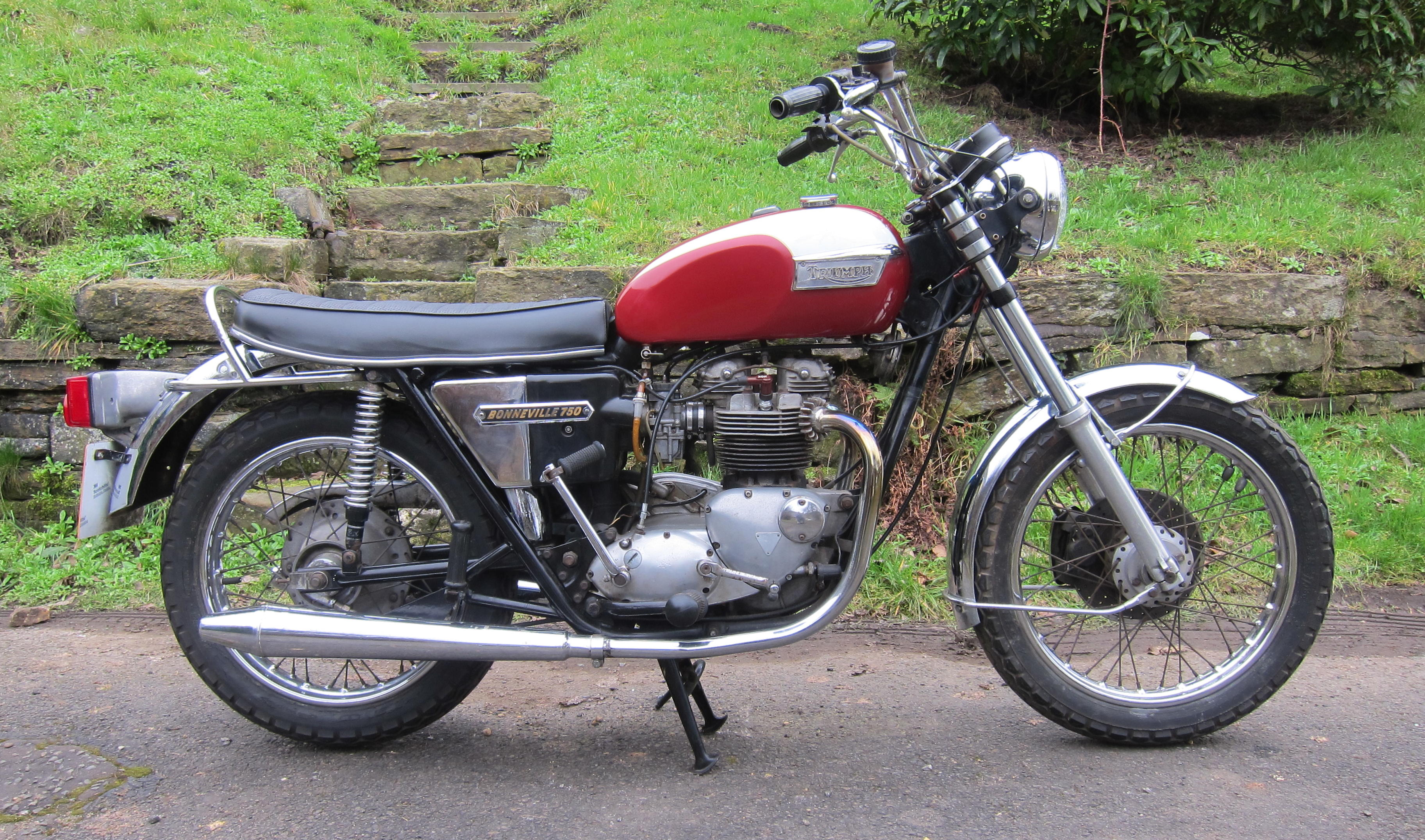 Appraisal: TRIUMPH CC BONNEVILLE T V REGISTRATION NO LHP P FRAME