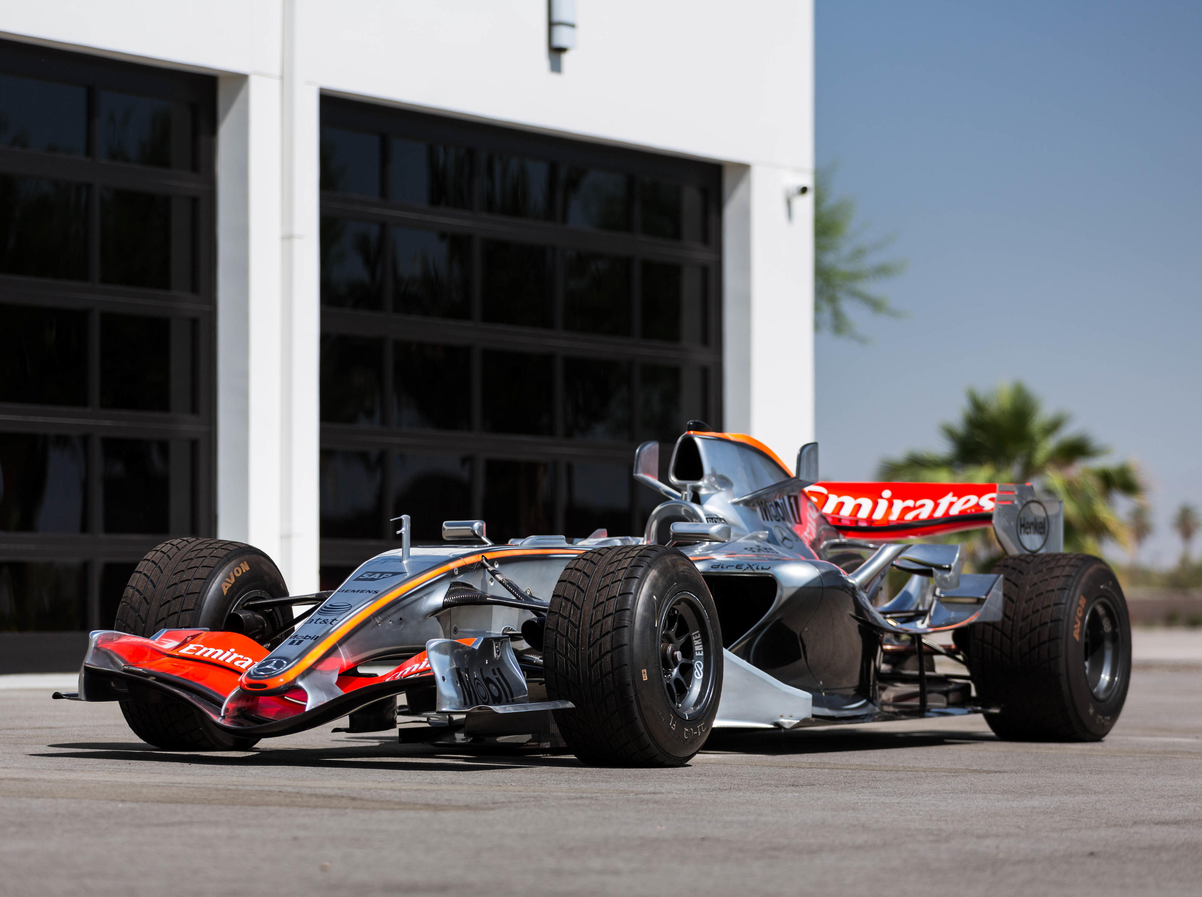 Appraisal: MCLAREN-MERCEDES-BENZ MP CHASSIS NO MP - Driven by Formula World